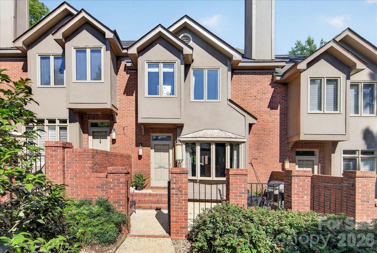 201 Hillside Avenue