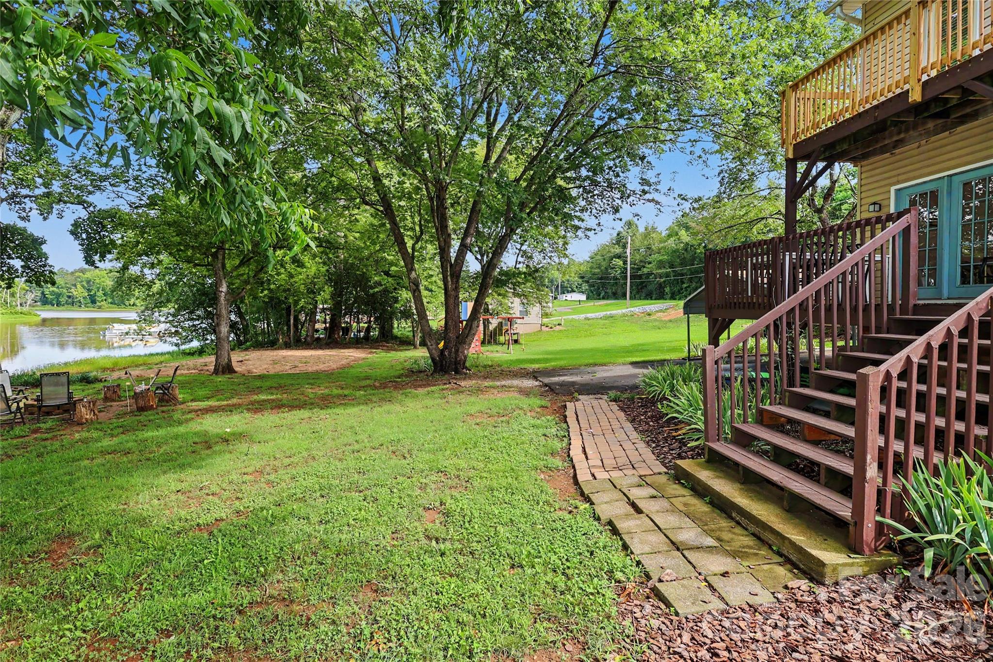 294 Riverview Boulevard