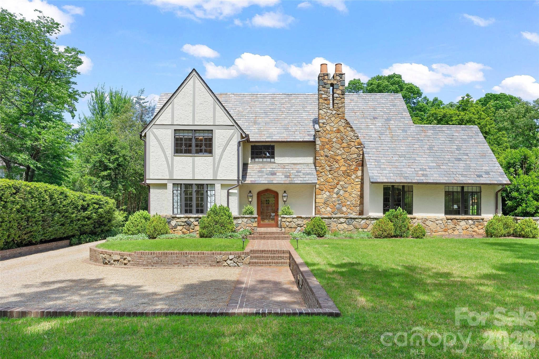 2235 Radcliffe Avenue
