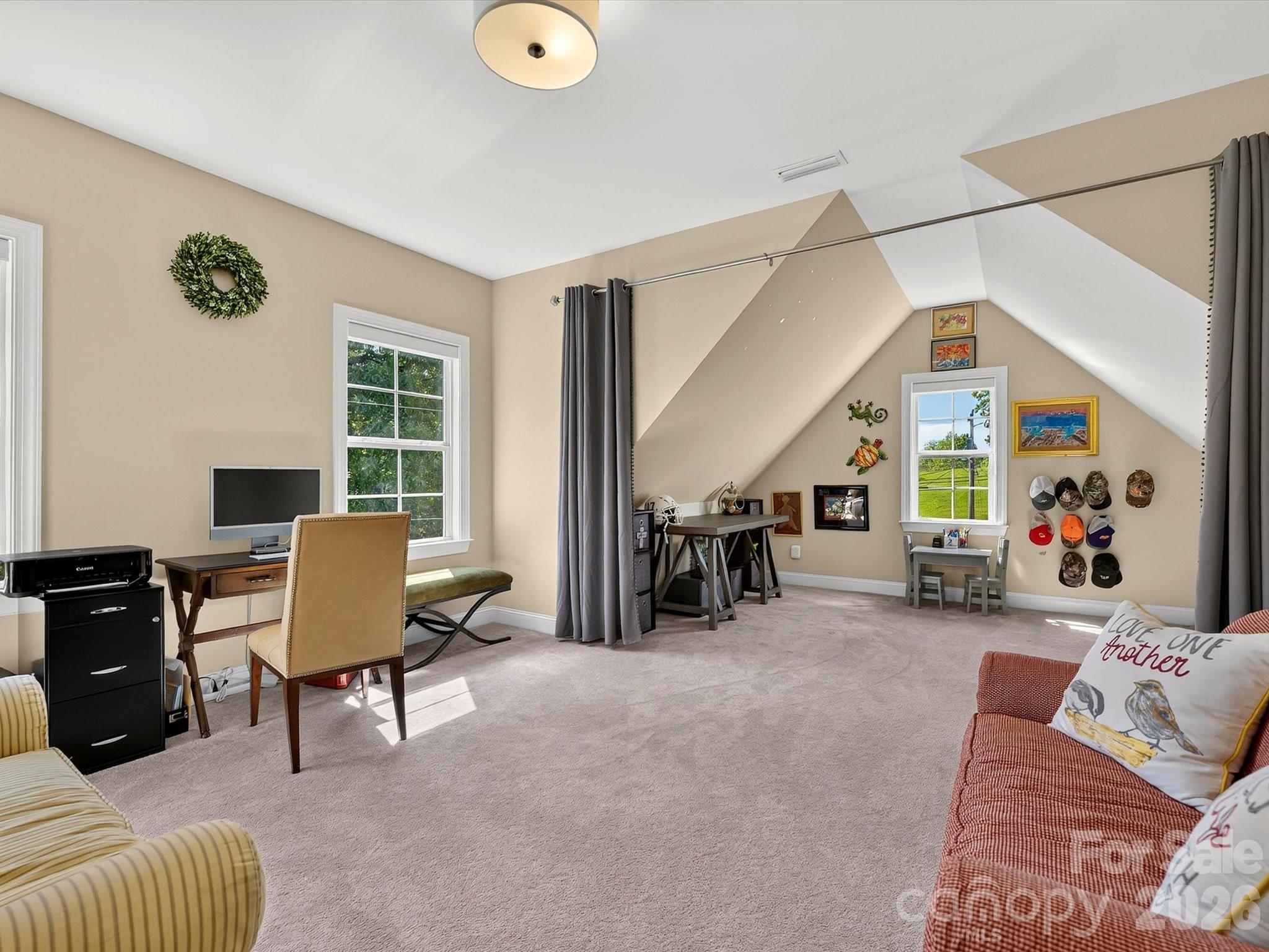 804 Sardis Lane