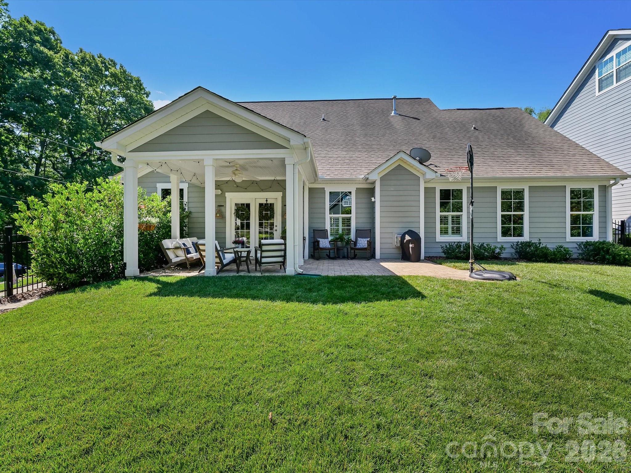 804 Sardis Lane