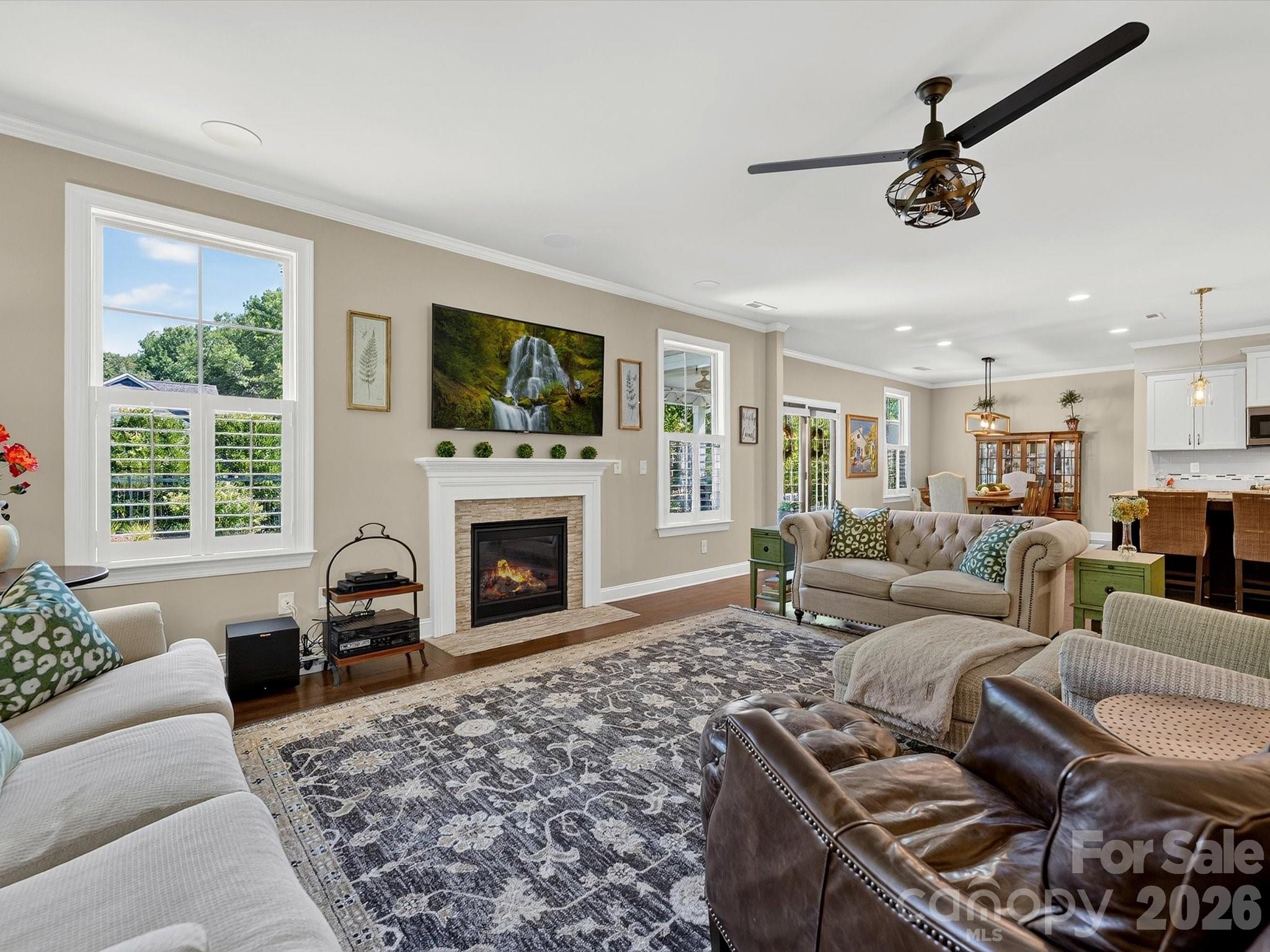 804 Sardis Lane