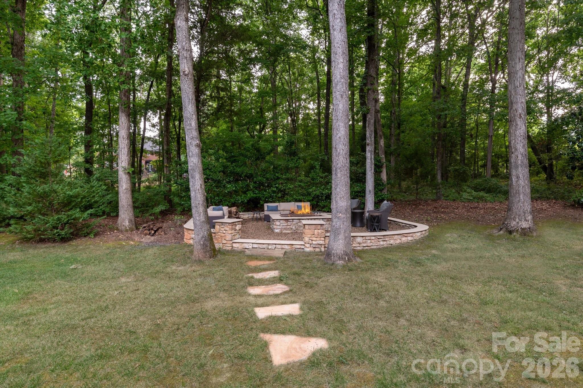 1122 Dobson Drive