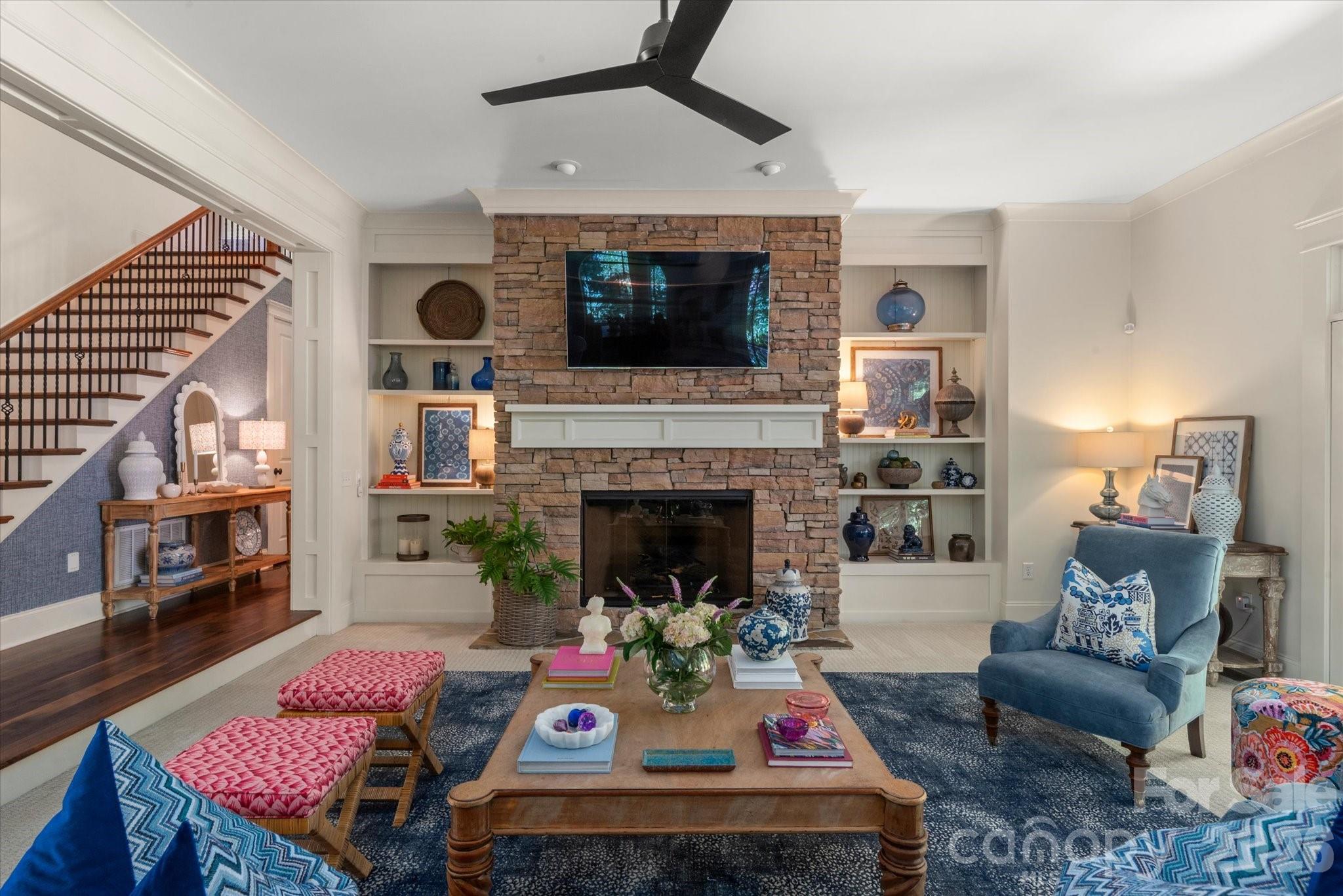 1122 Dobson Drive