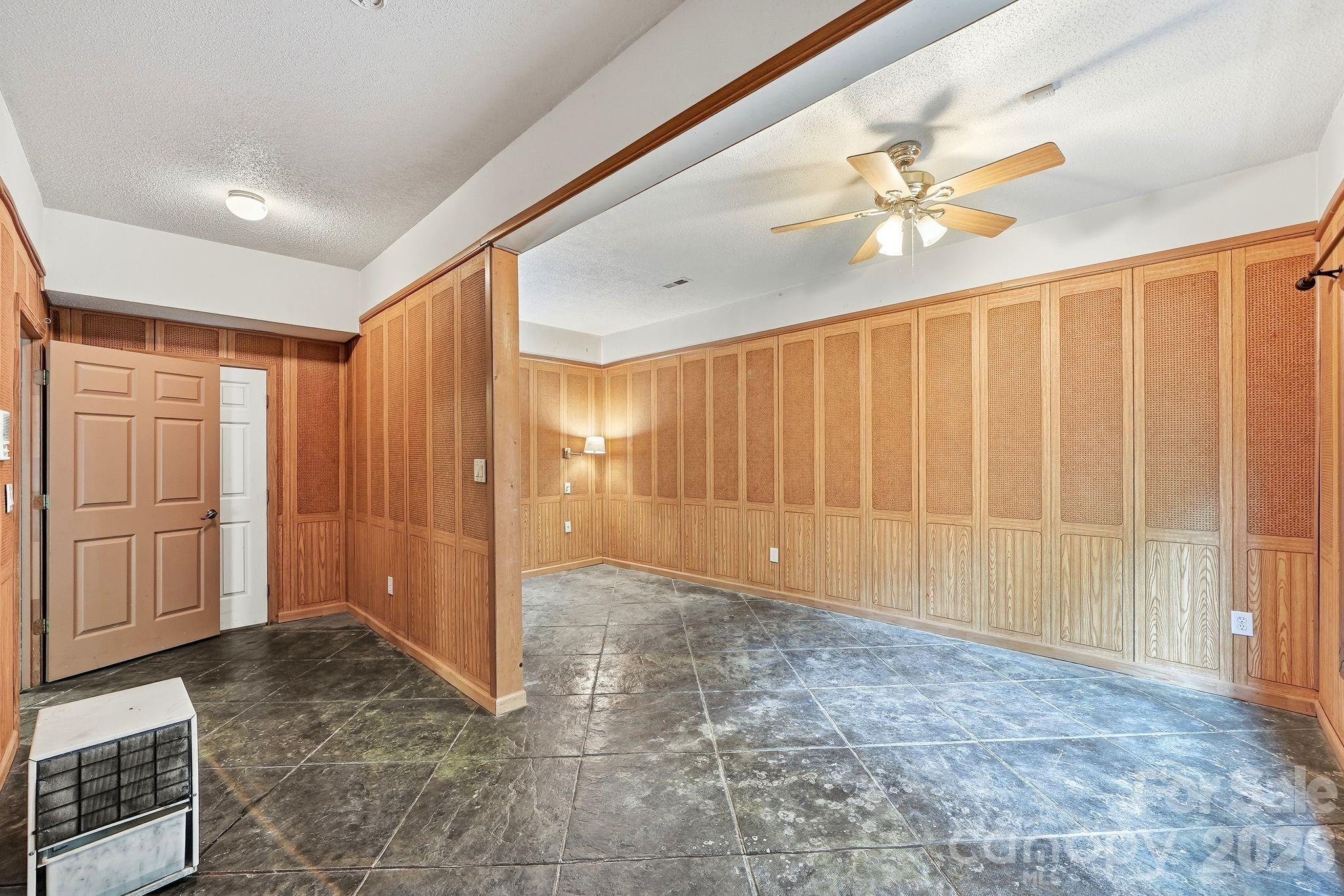 721 Canterbury Road