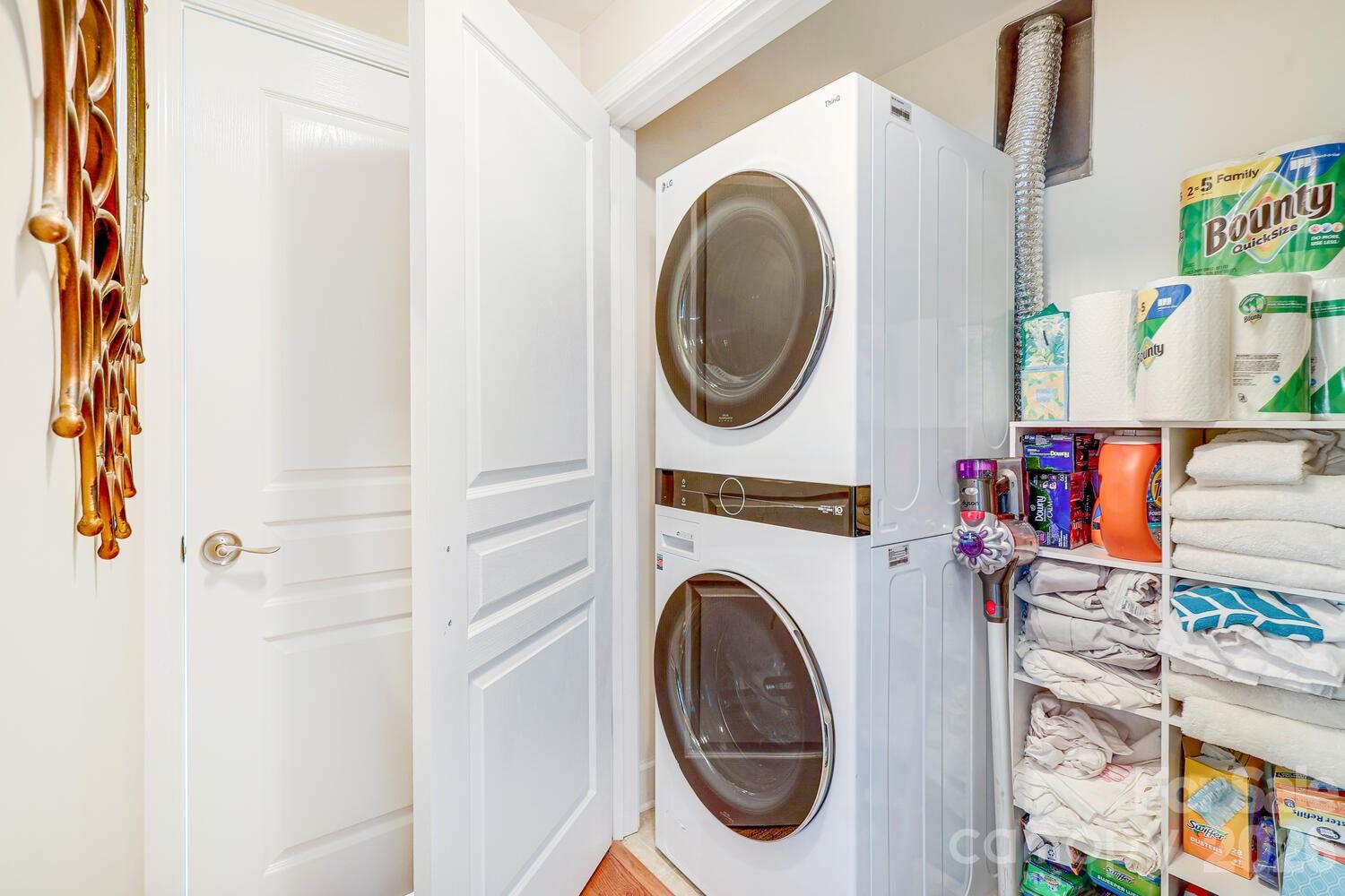 1320 Fillmore Avenue Unit: 305