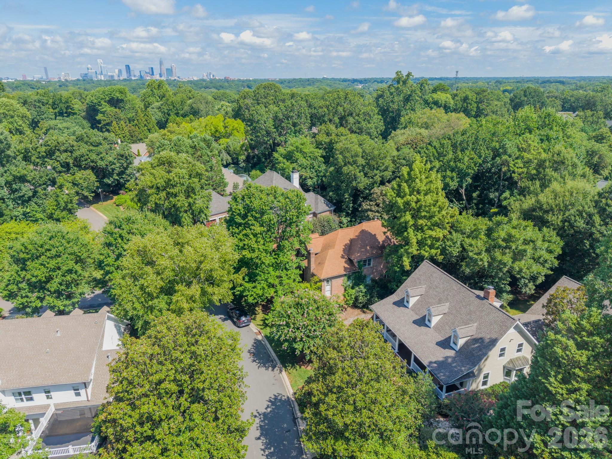 304 S Canterbury Road