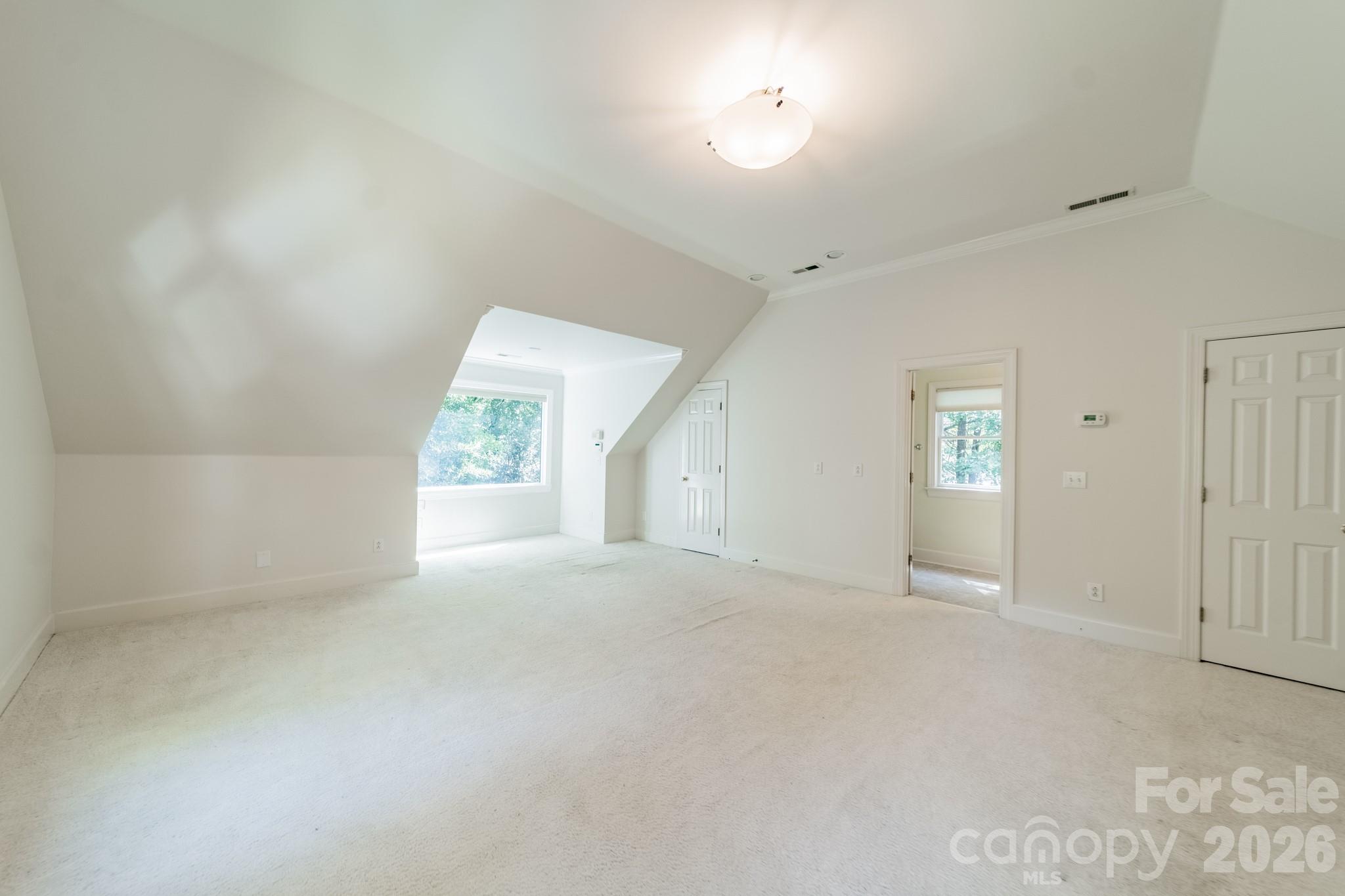 304 S Canterbury Road