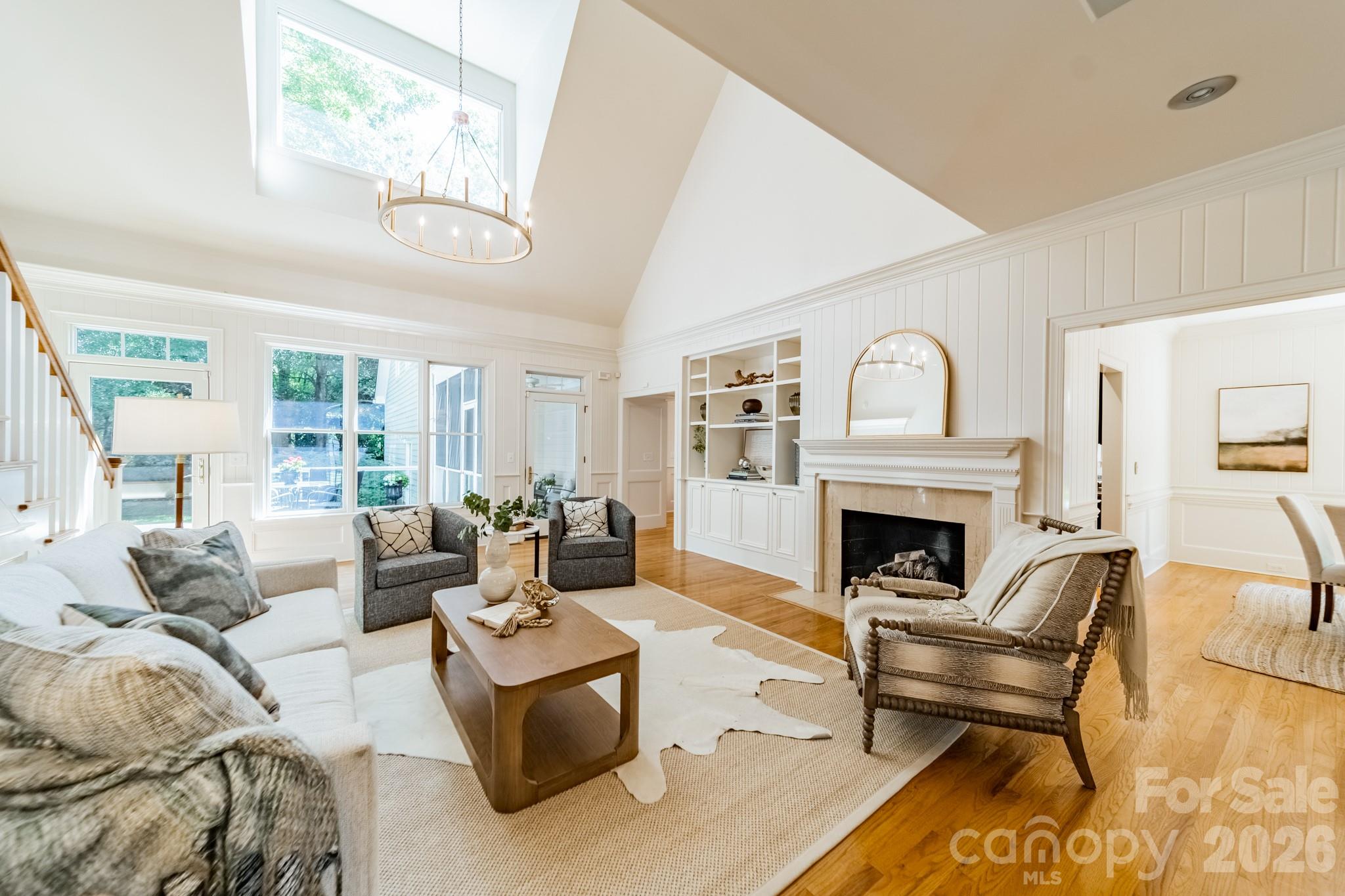 304 S Canterbury Road