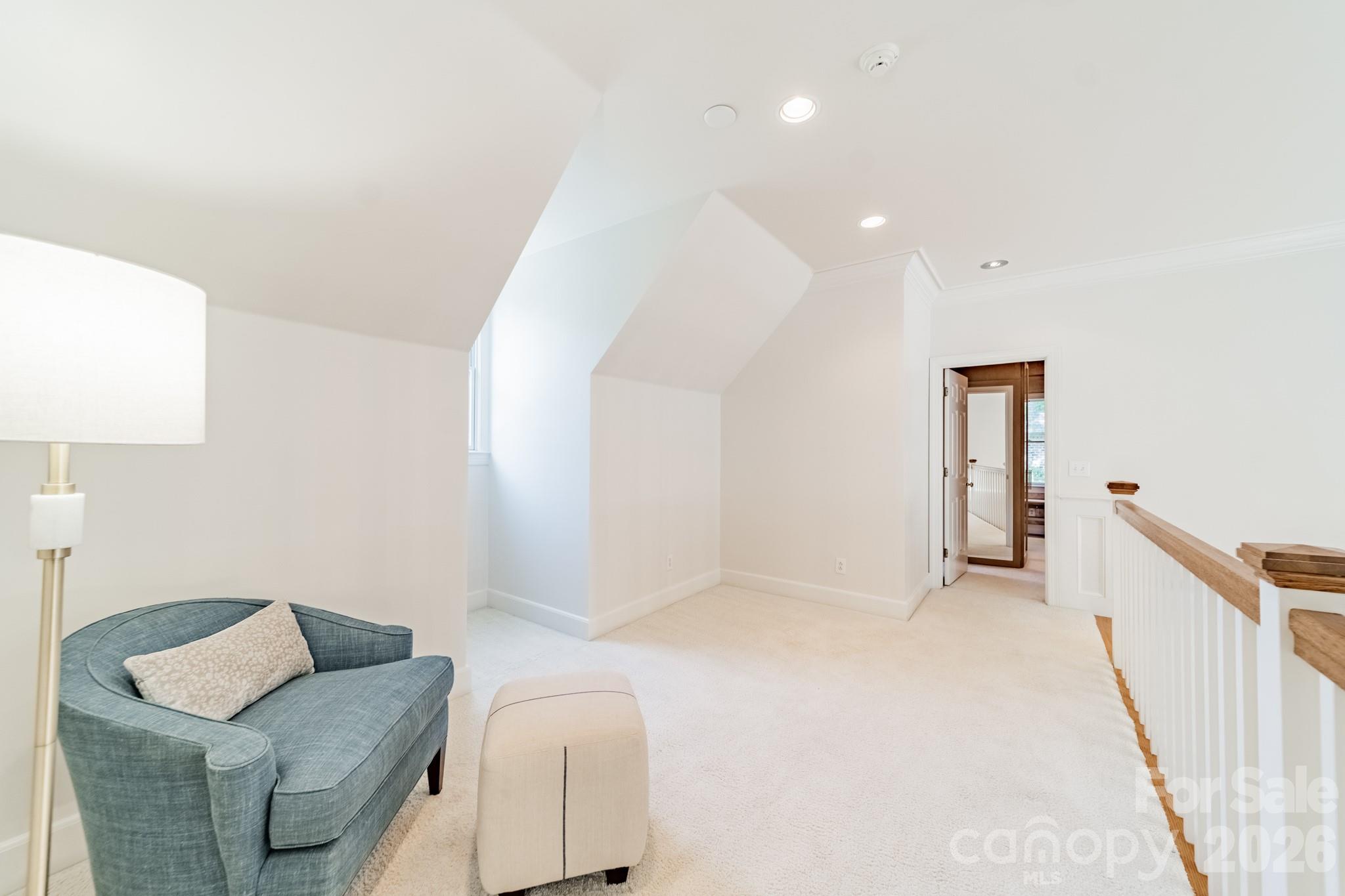 304 S Canterbury Road