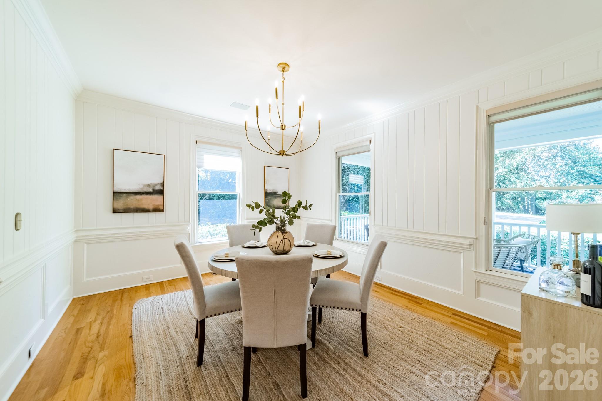 304 S Canterbury Road