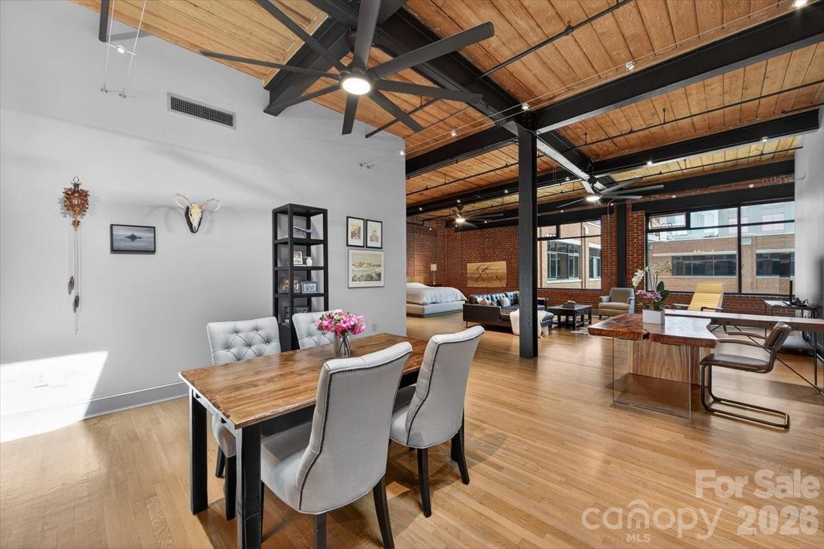 310 Arlington Avenue Unit: 408