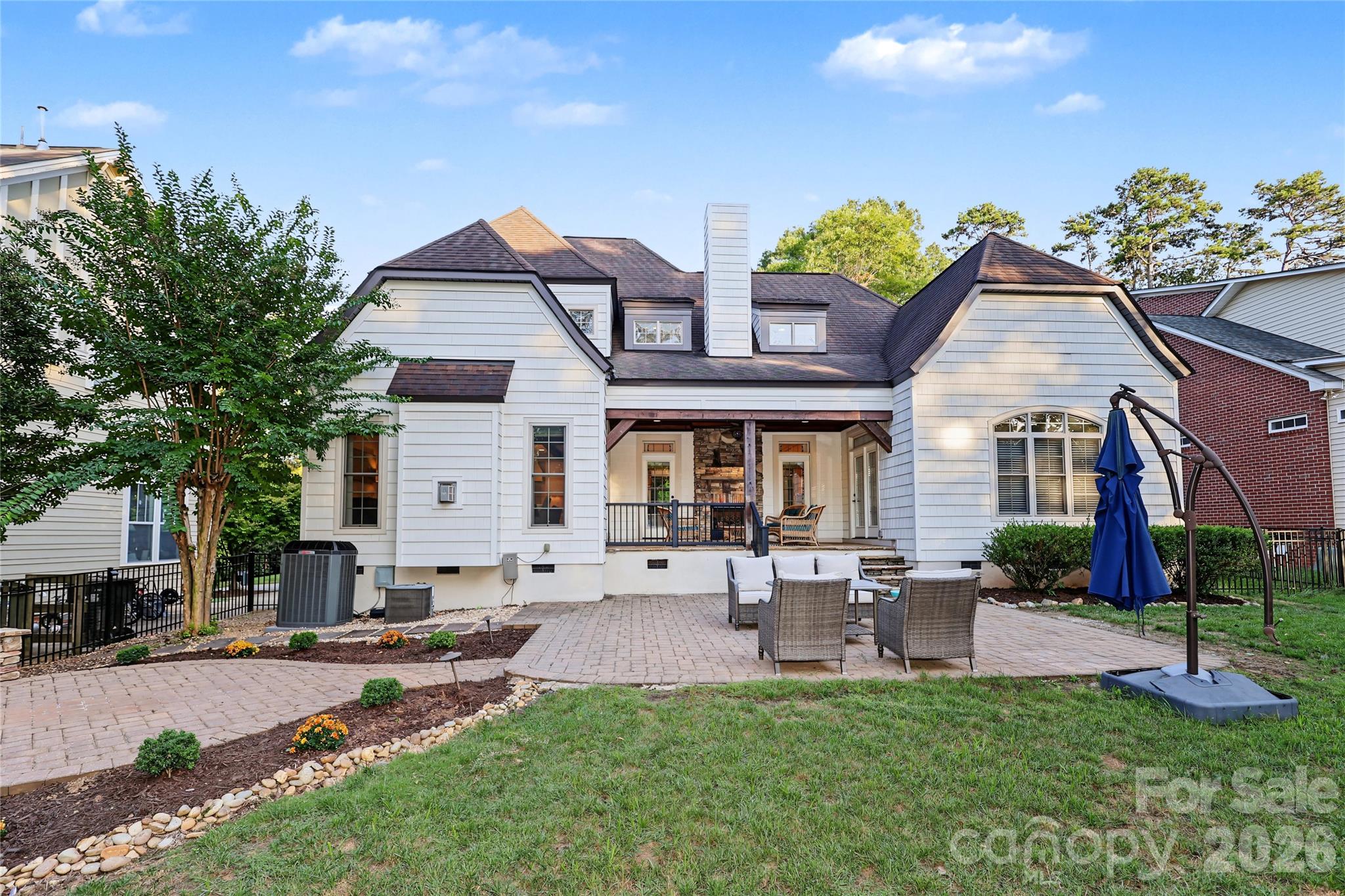 4934 Spalding Place