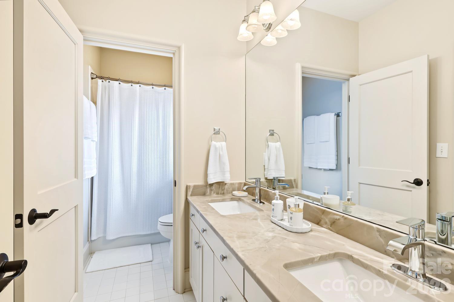 2250 Colony Road Unit: A