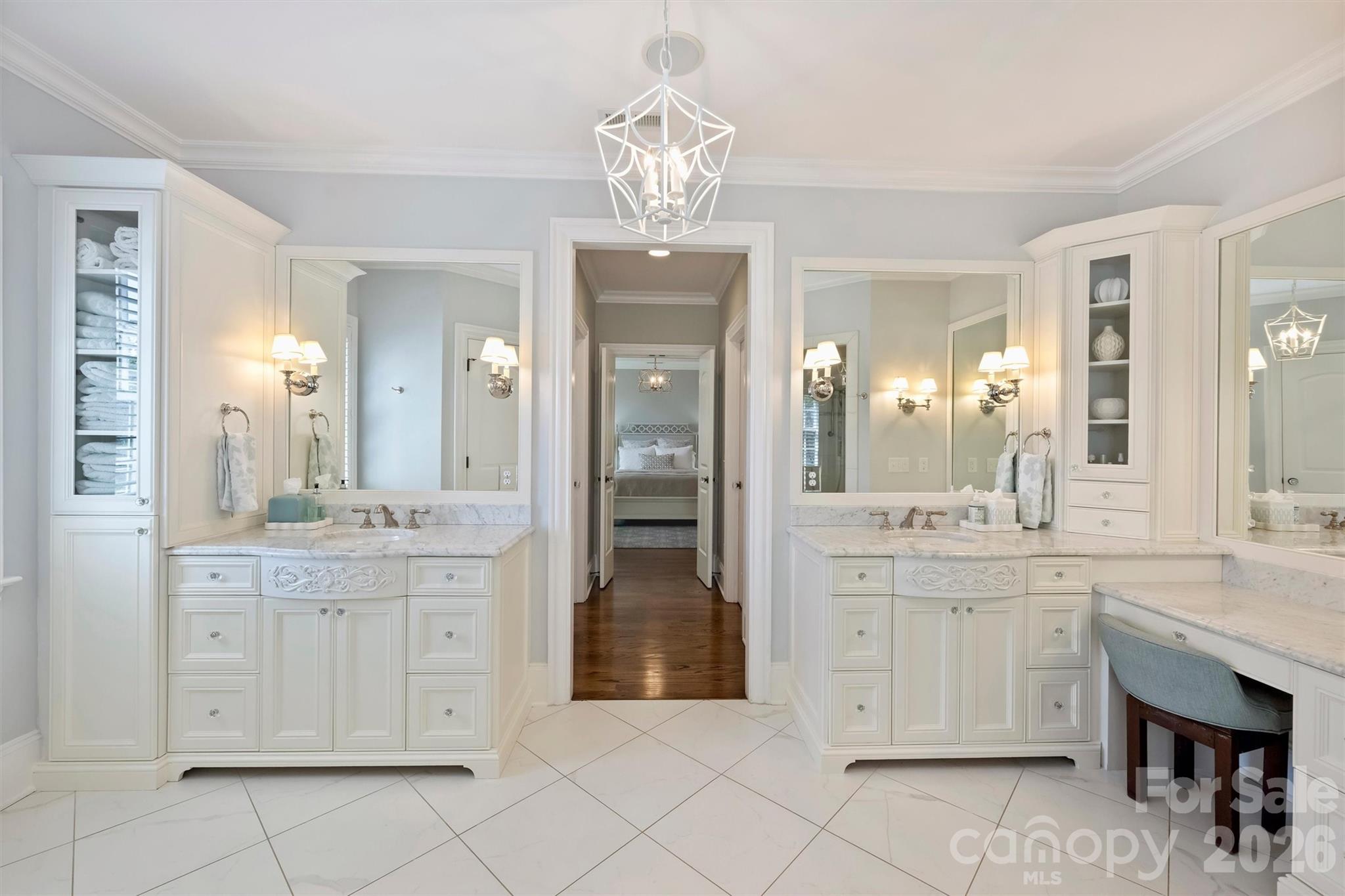 200 Huntley Place