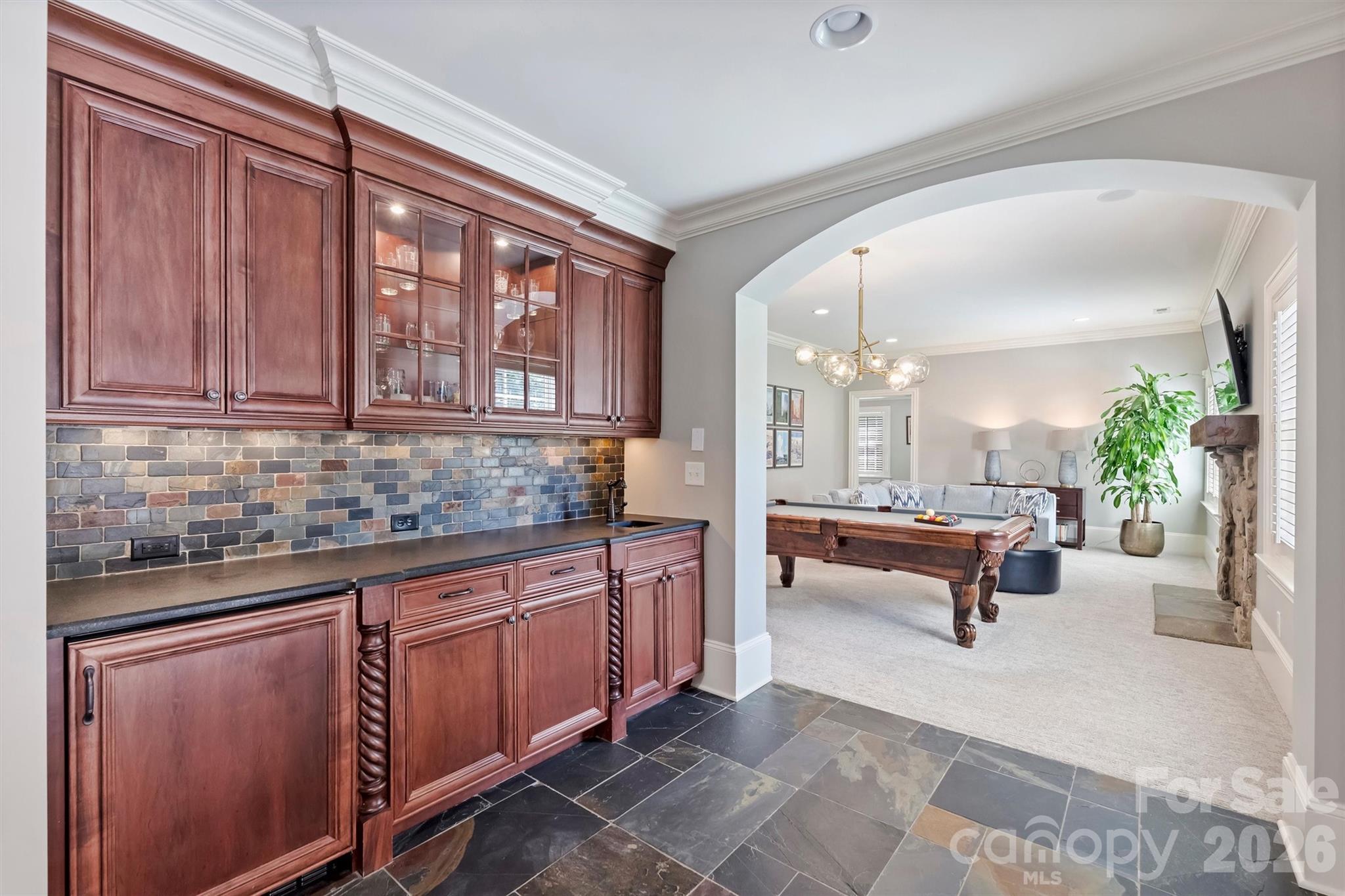 200 Huntley Place