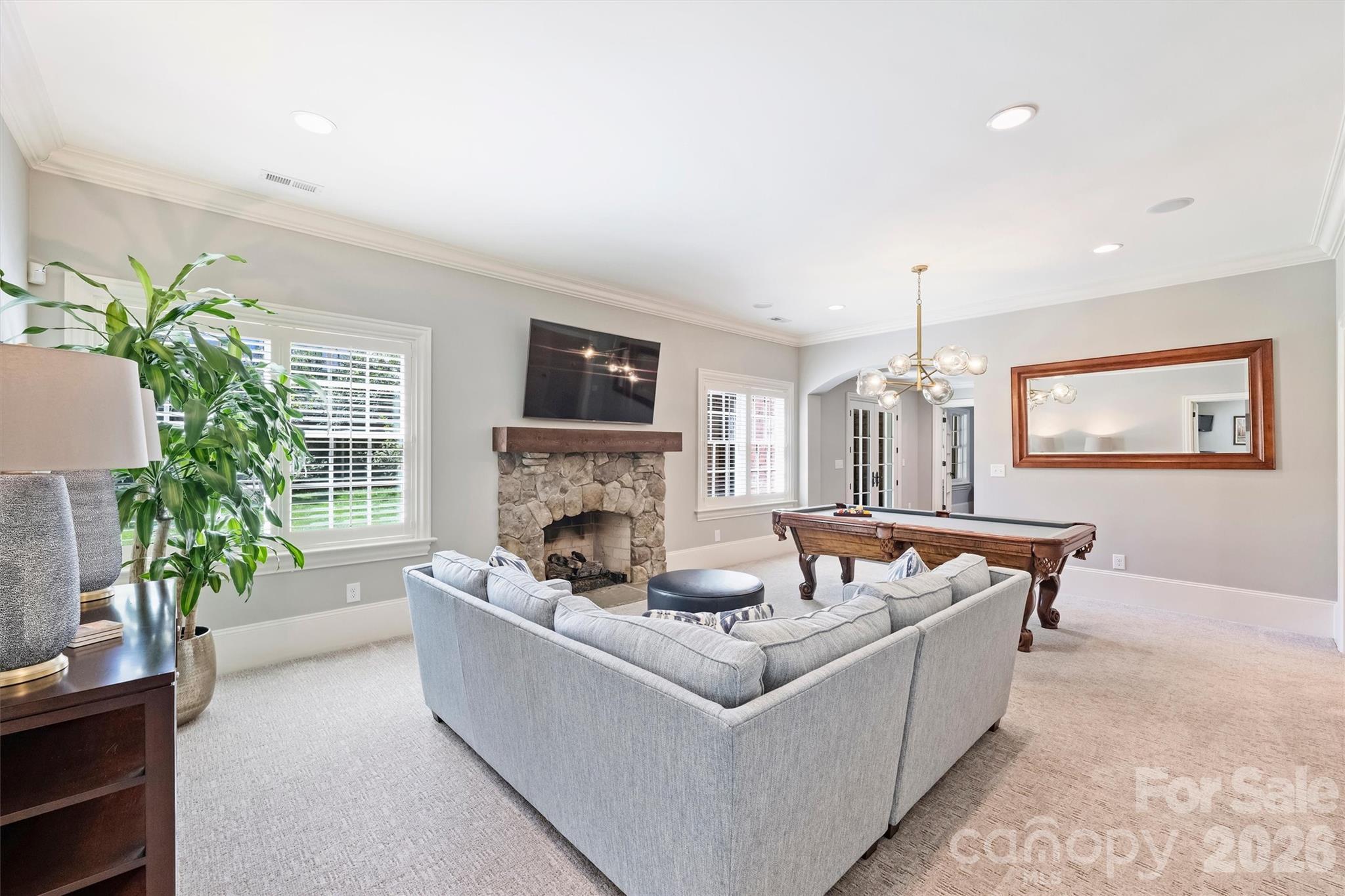 200 Huntley Place