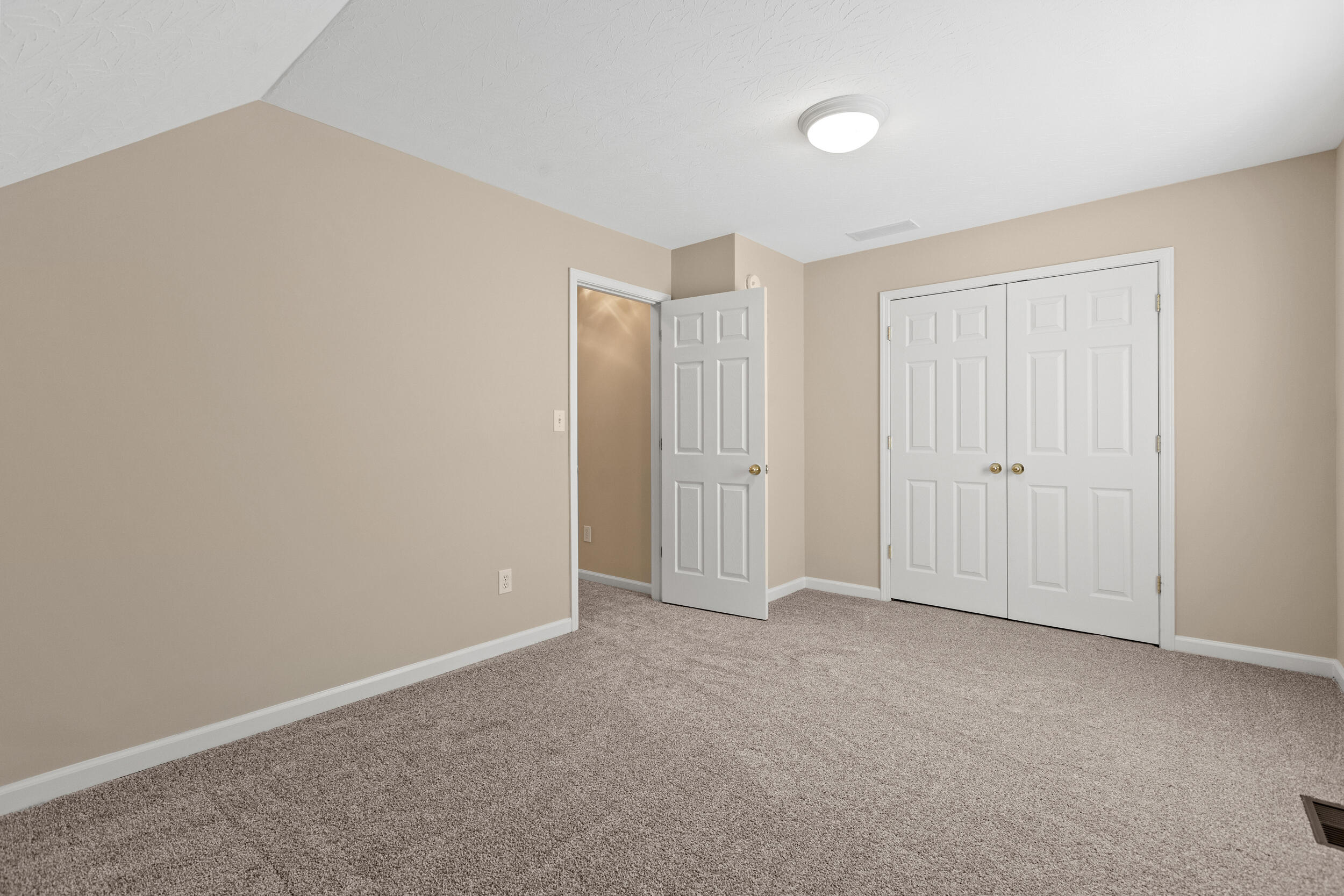 685 Stansberry Cove