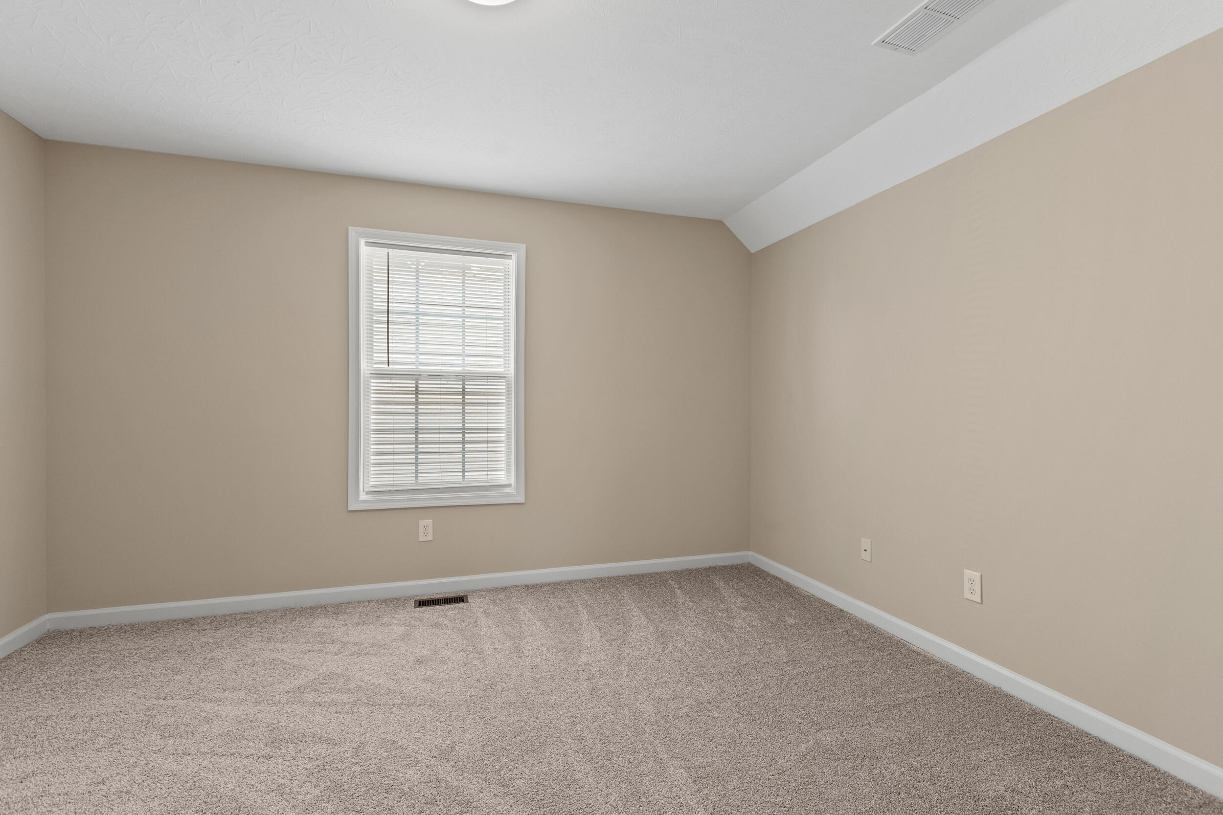 685 Stansberry Cove