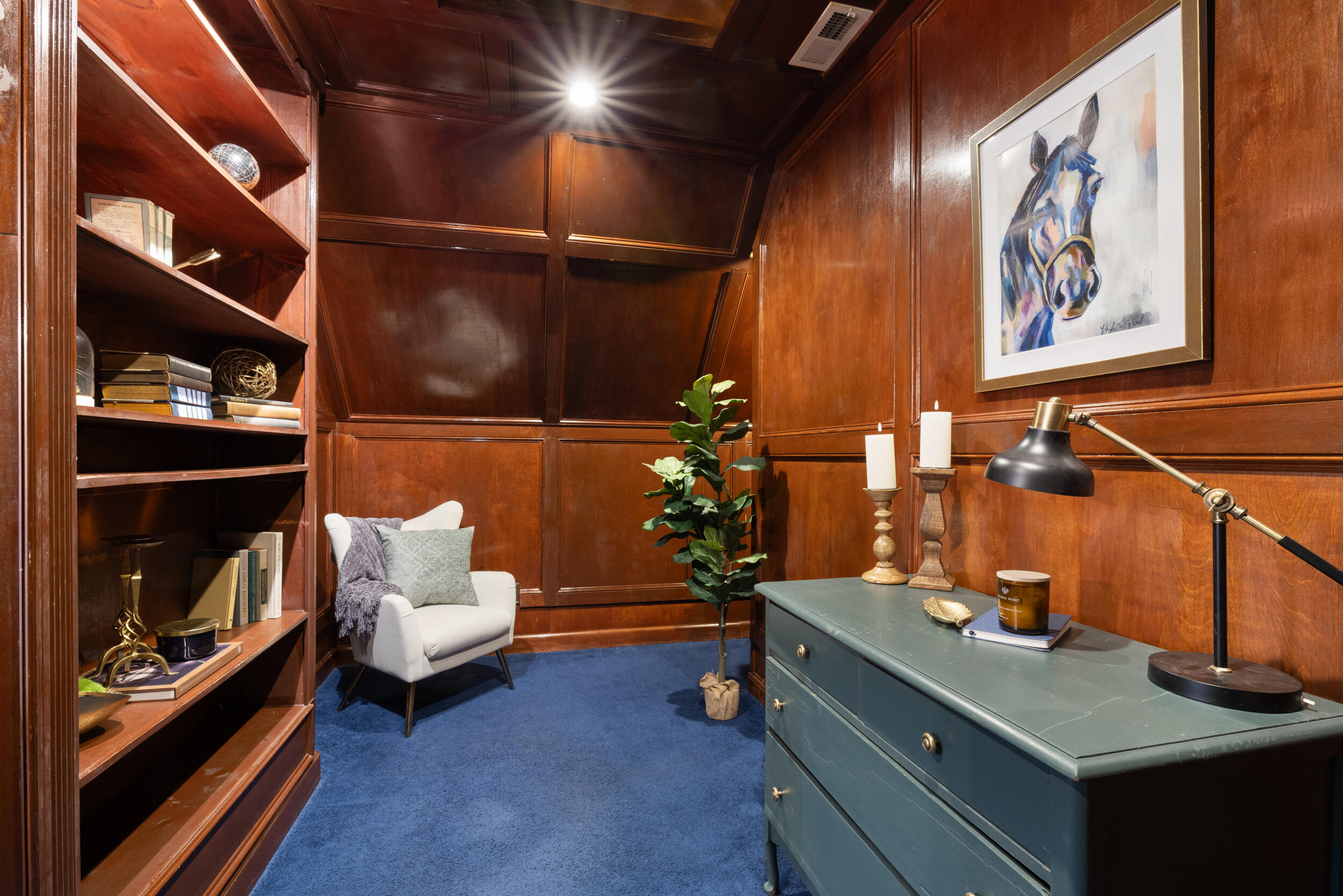 664 Seminole Trail