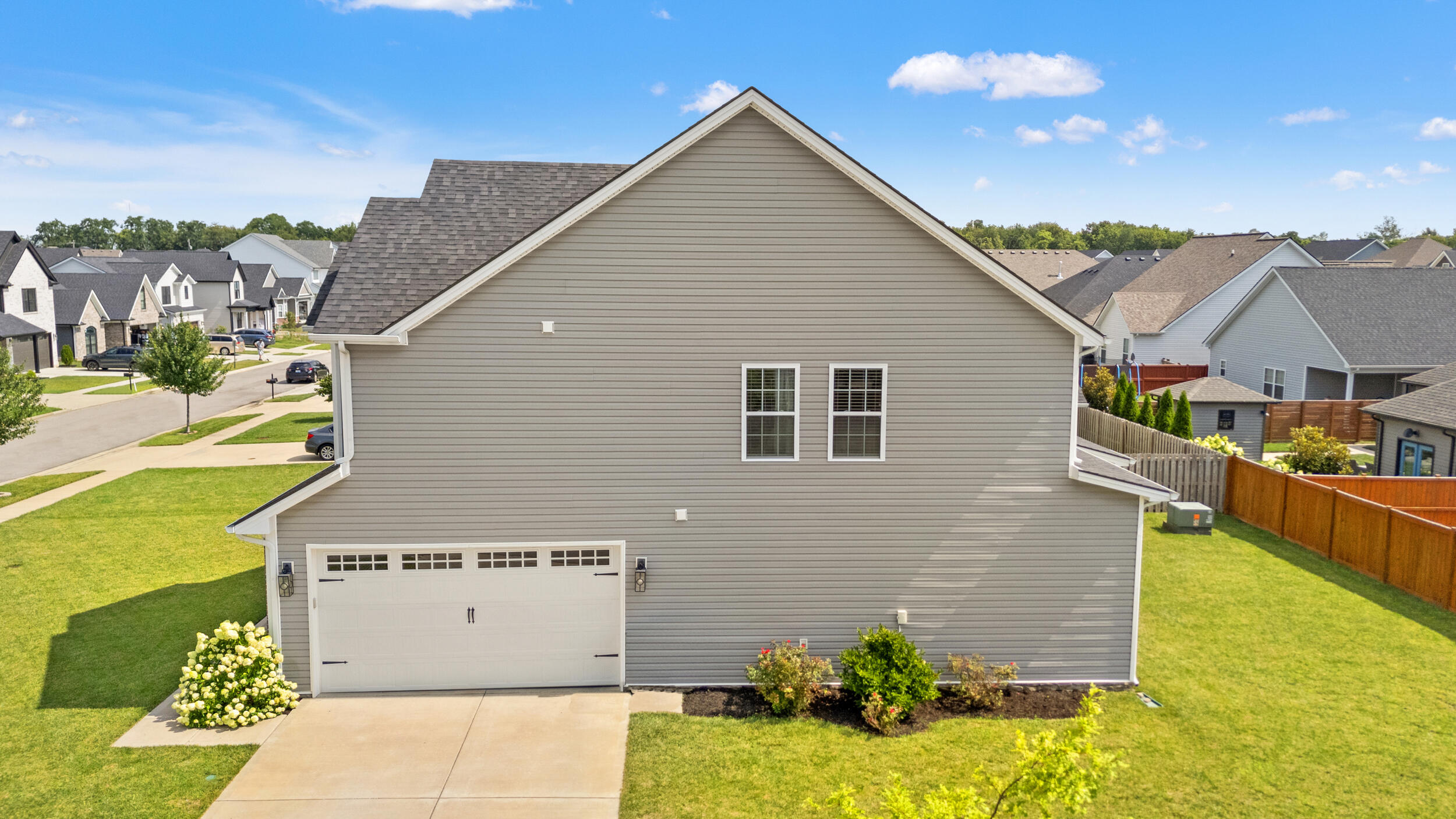 1044 Squirrel Nest Lane
