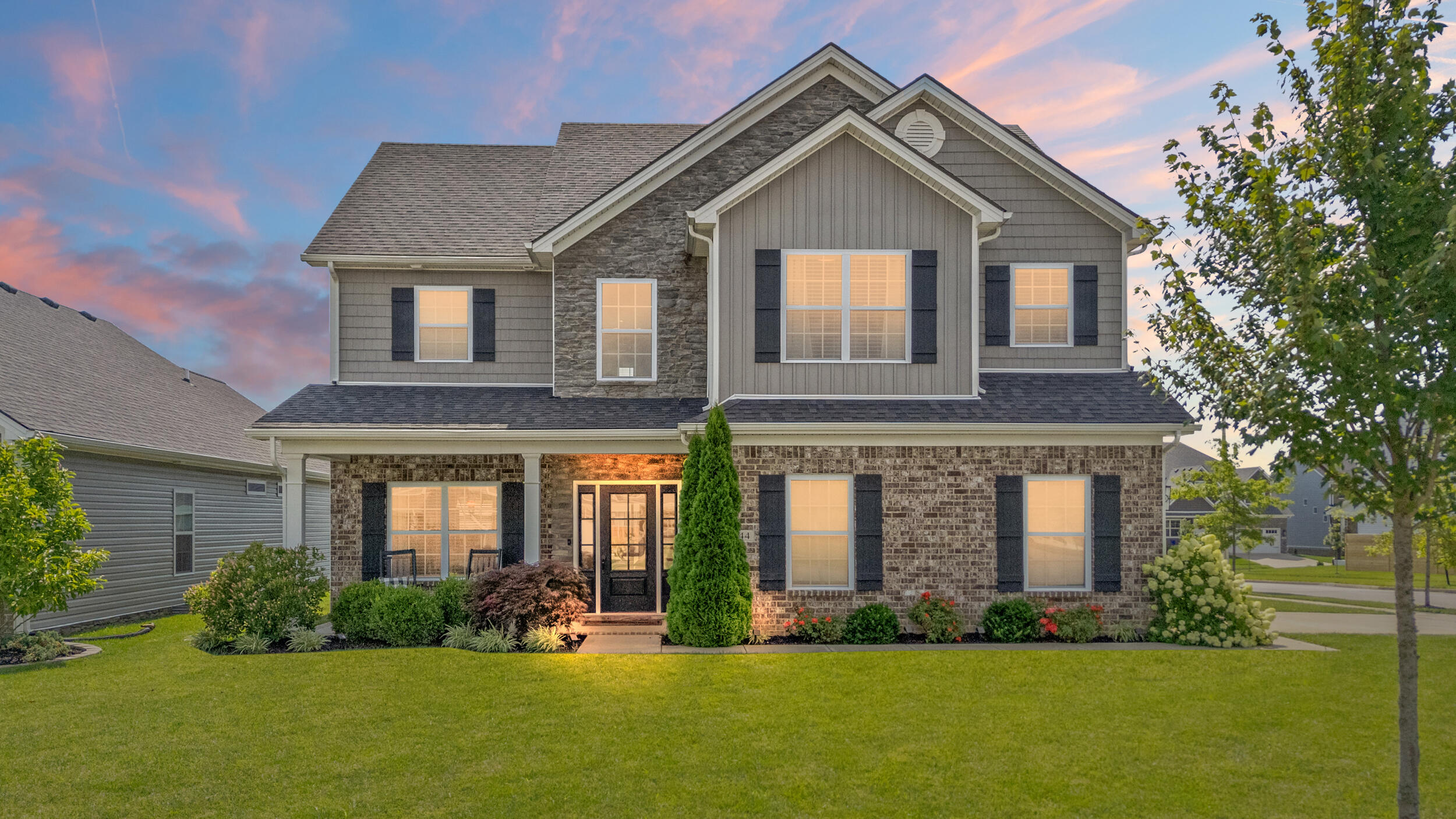1044 Squirrel Nest Lane