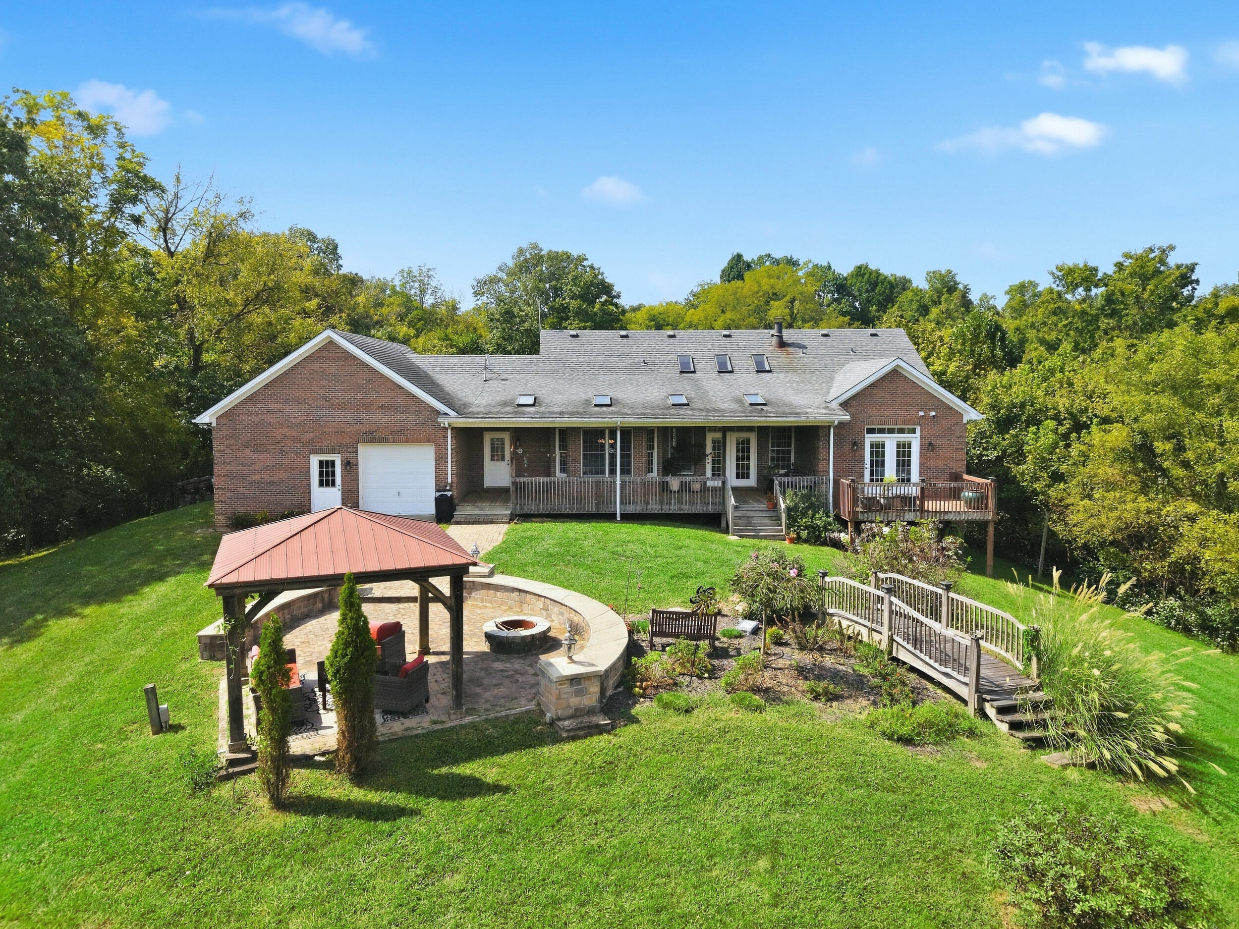 121 Forest Drive