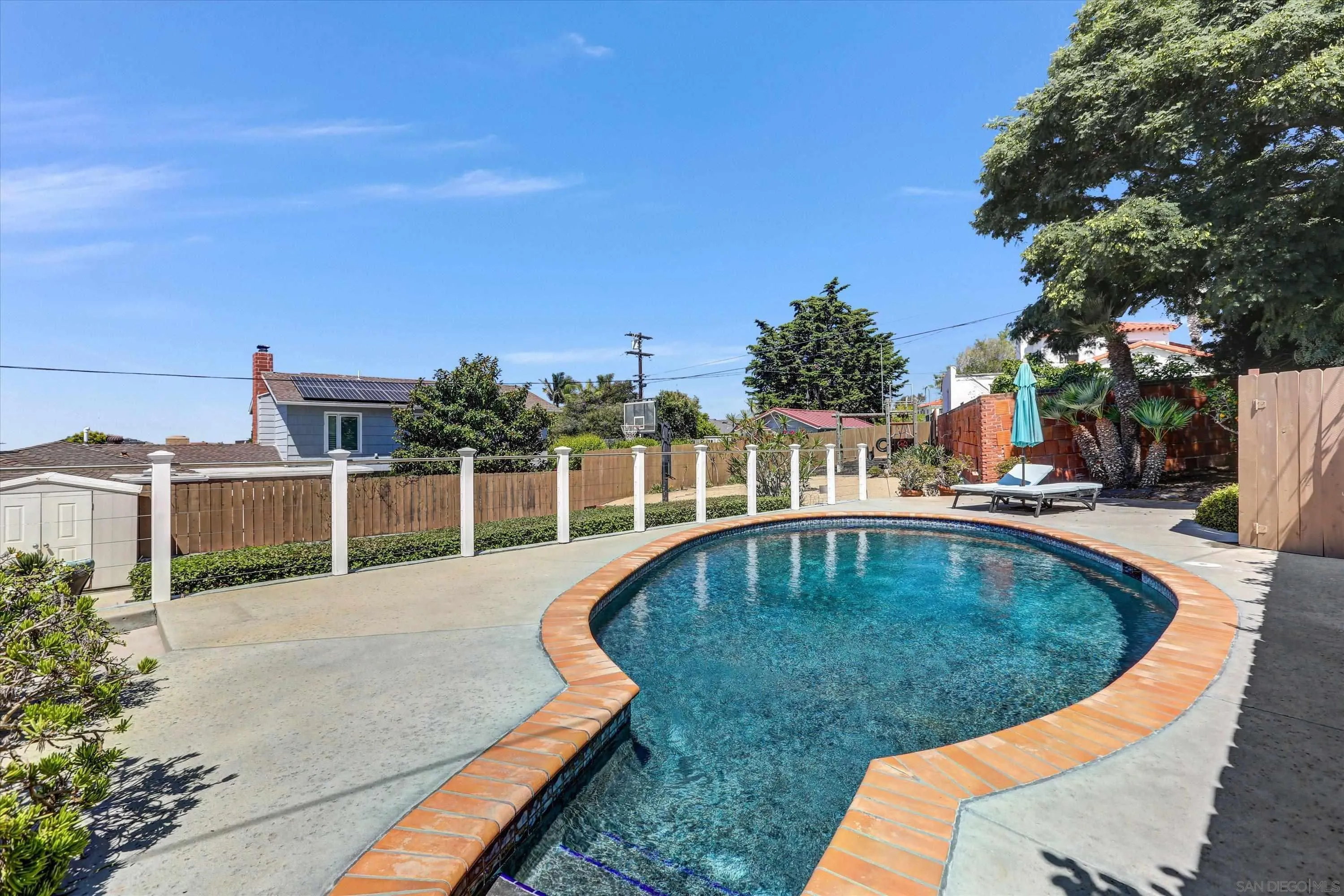 3616 Zola St