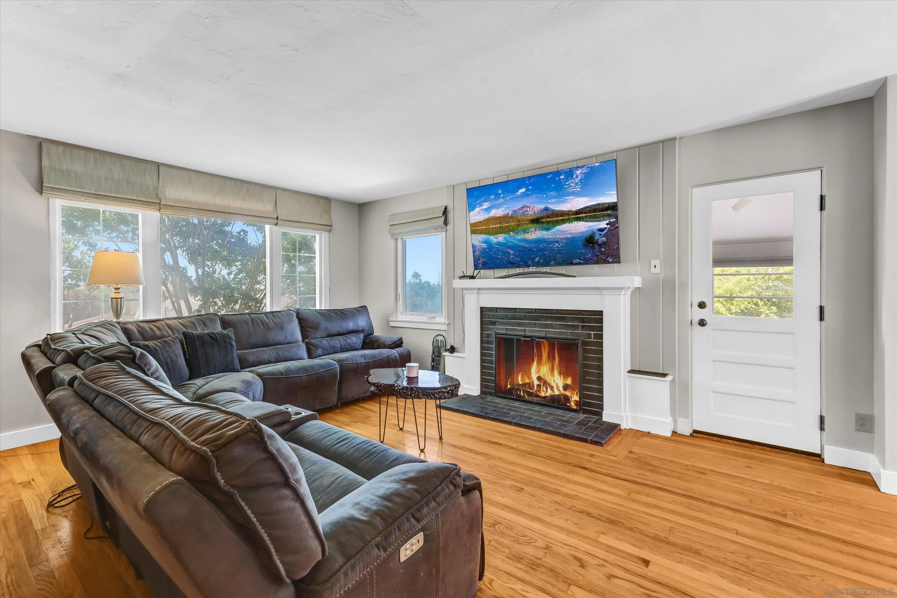 3616 Zola St
