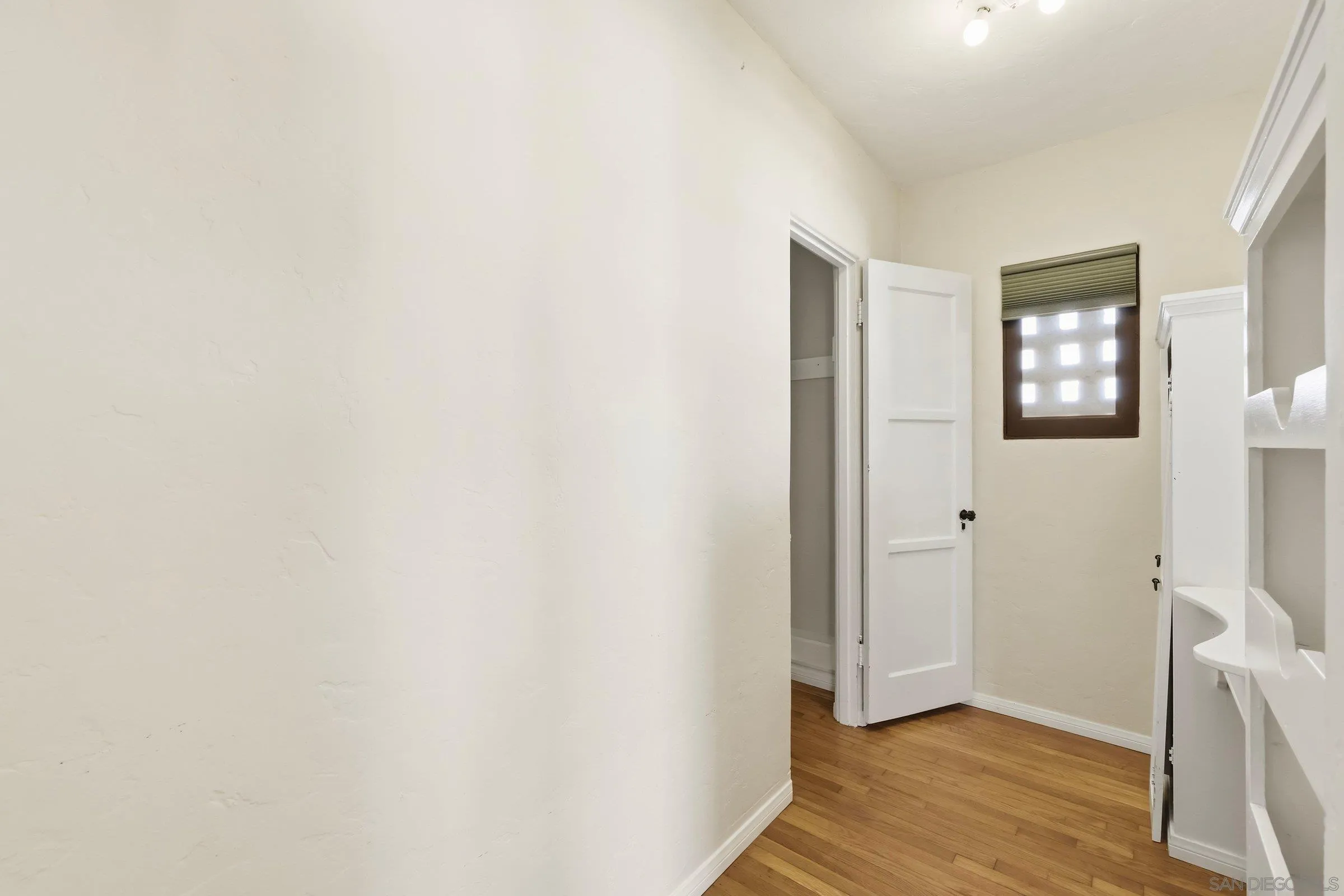3111 Dumas