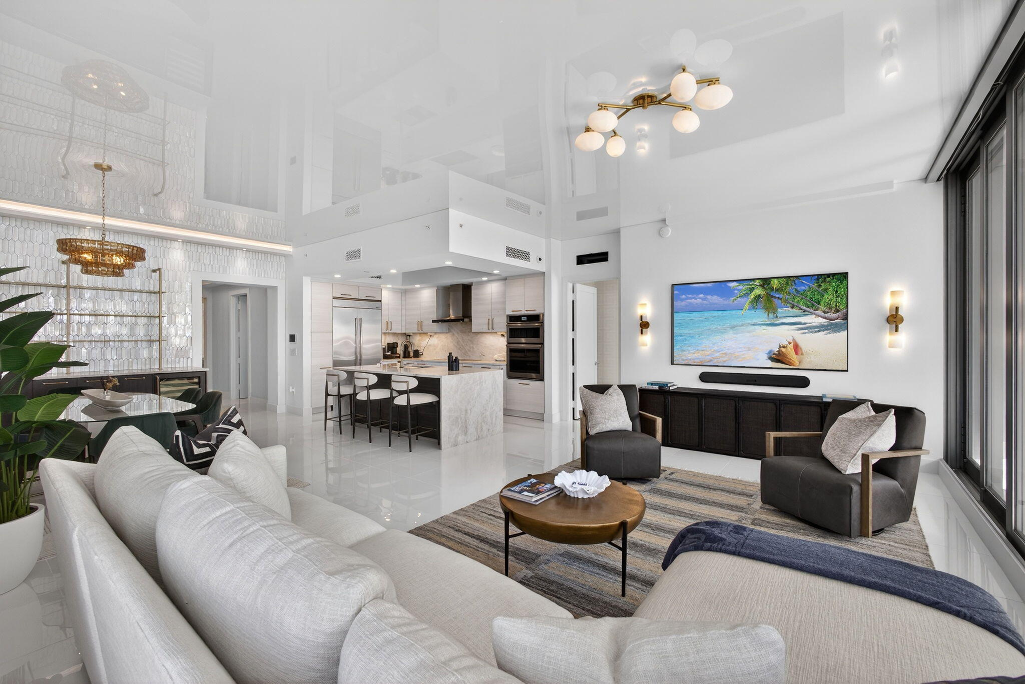 2 Water Club Way 2001