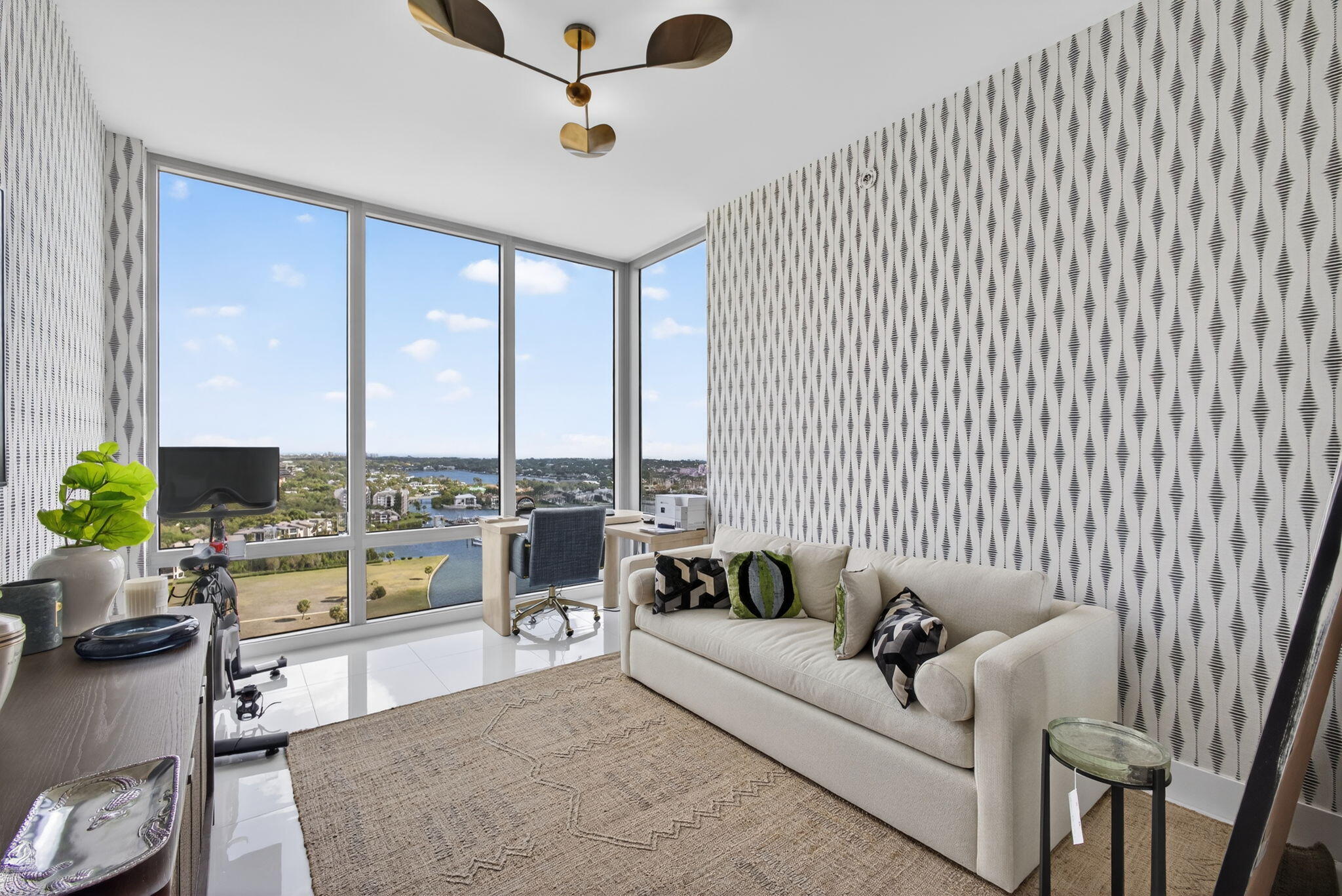 2 Water Club Way 2001