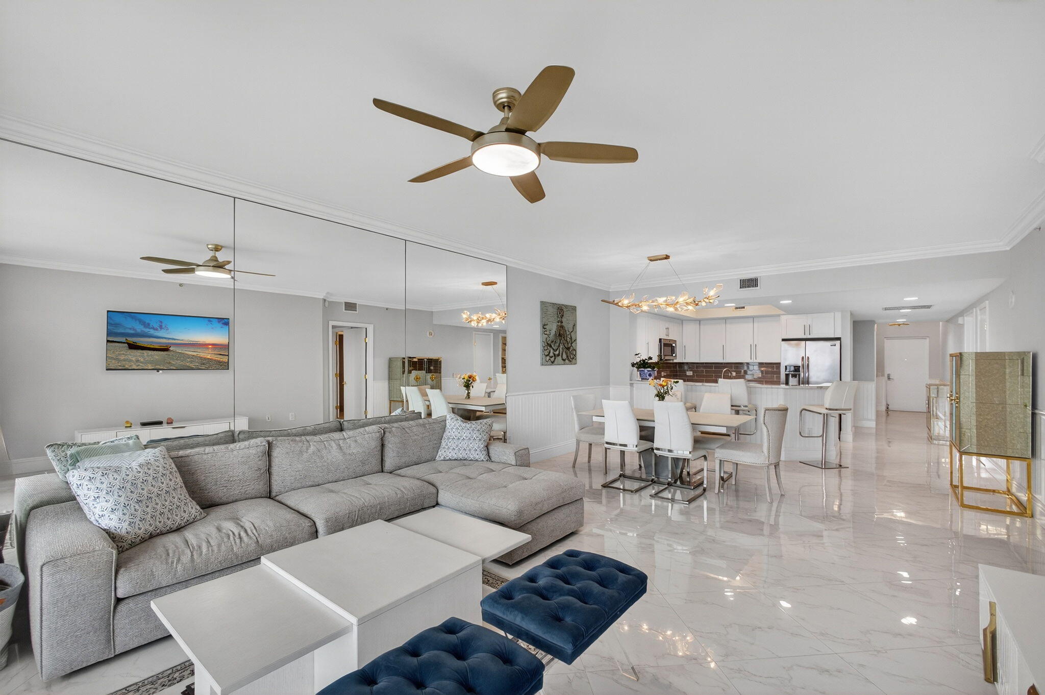 2650 Lake Shore 2303