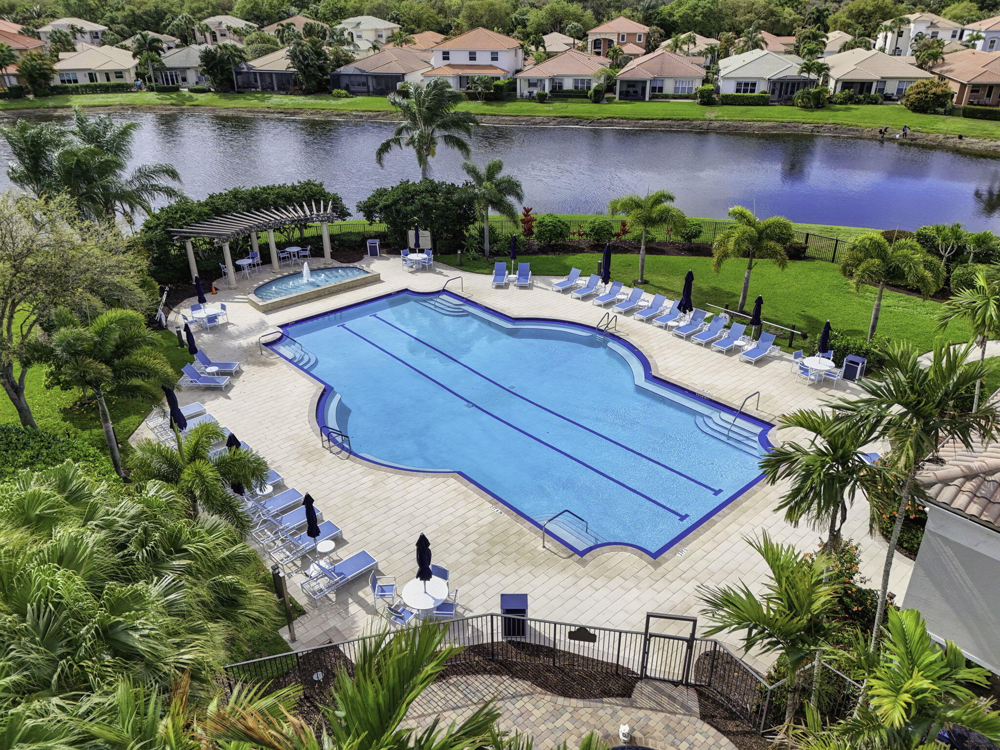 251 Isle Verde Way