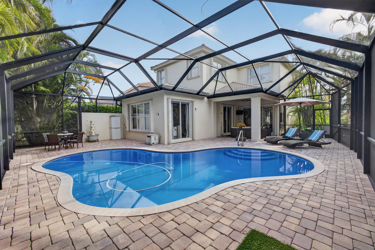 251 Isle Verde Way