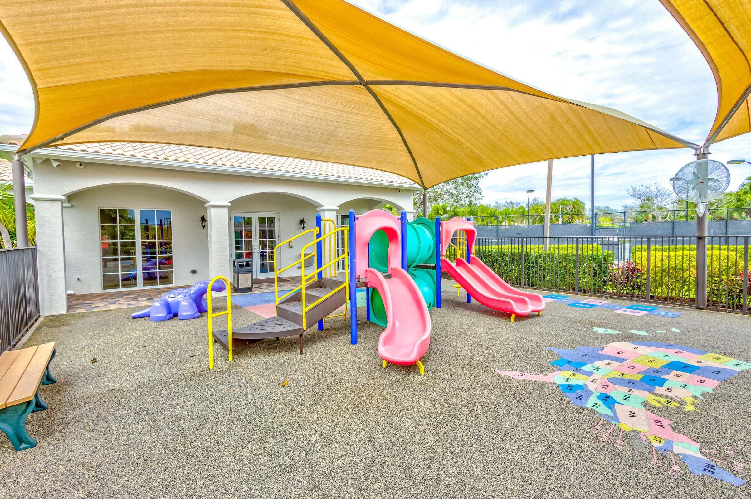 251 Isle Verde Way