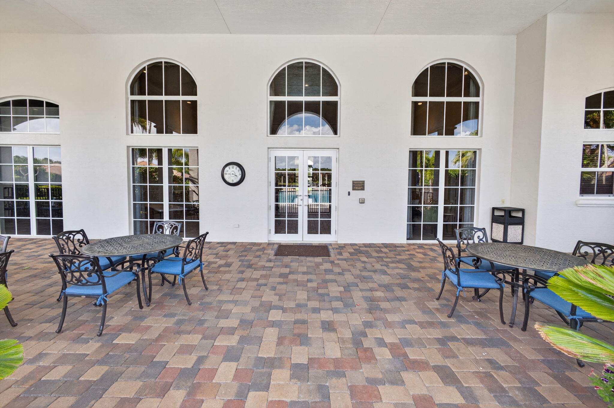251 Isle Verde Way