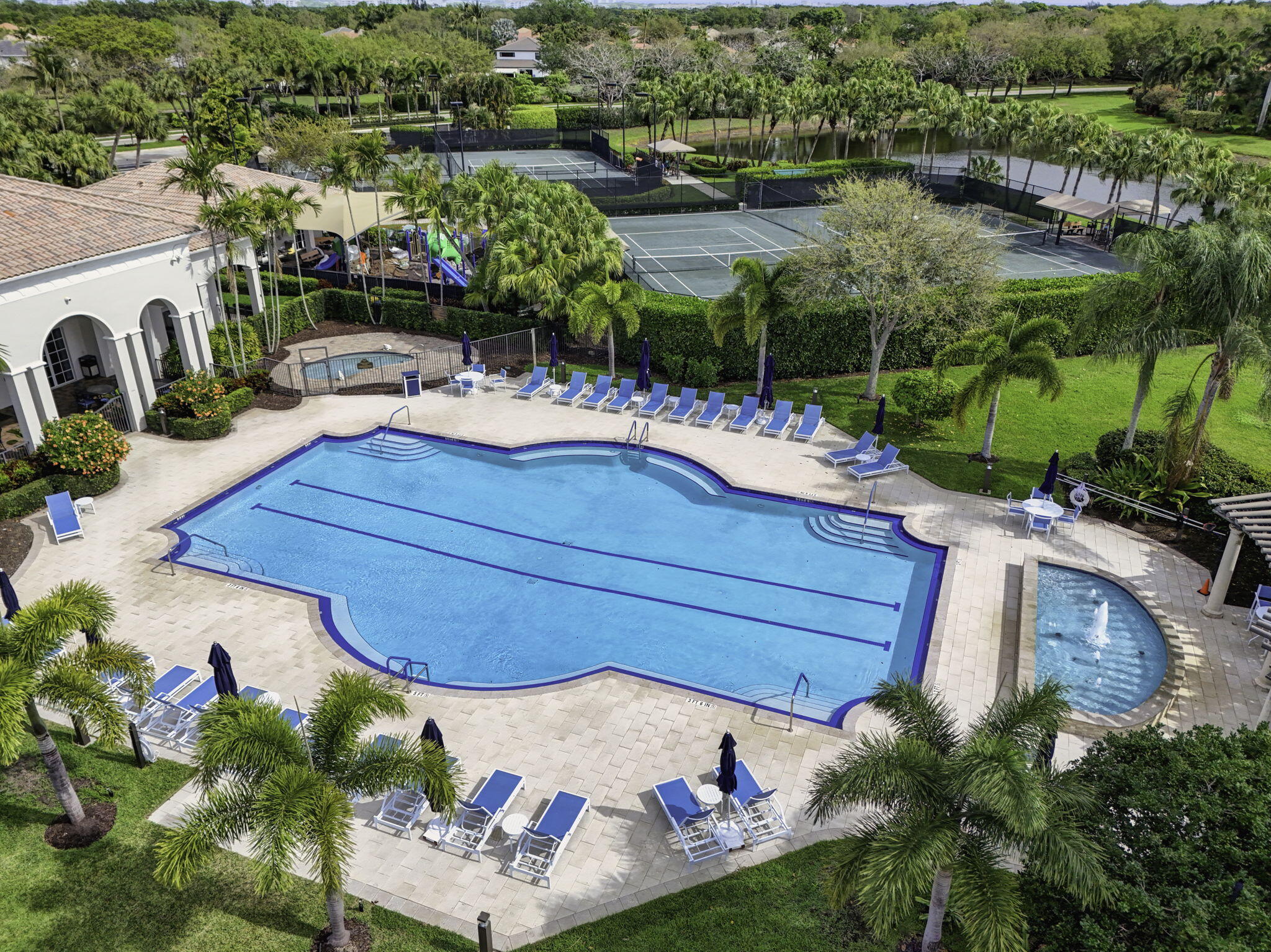 251 Isle Verde Way