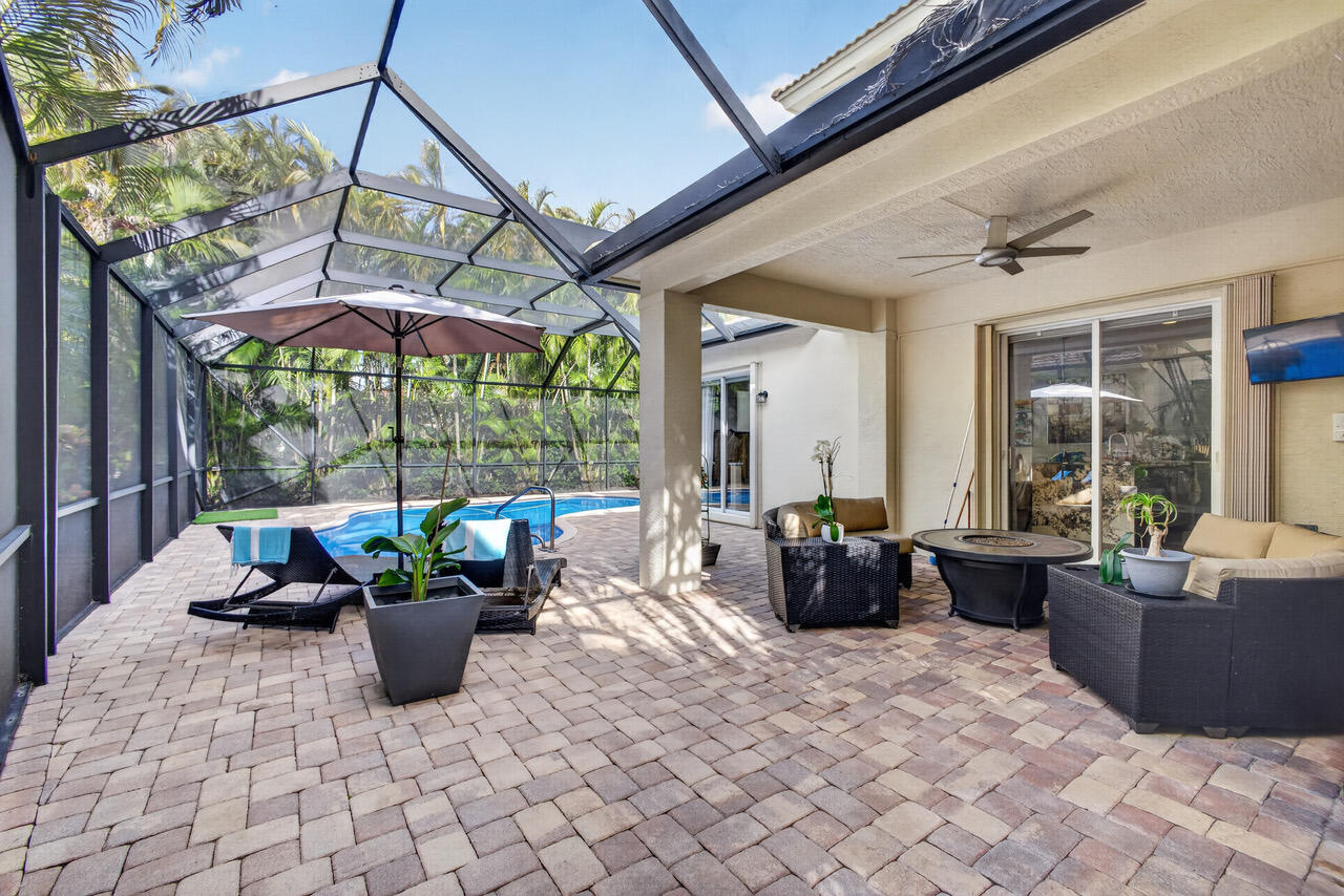 251 Isle Verde Way