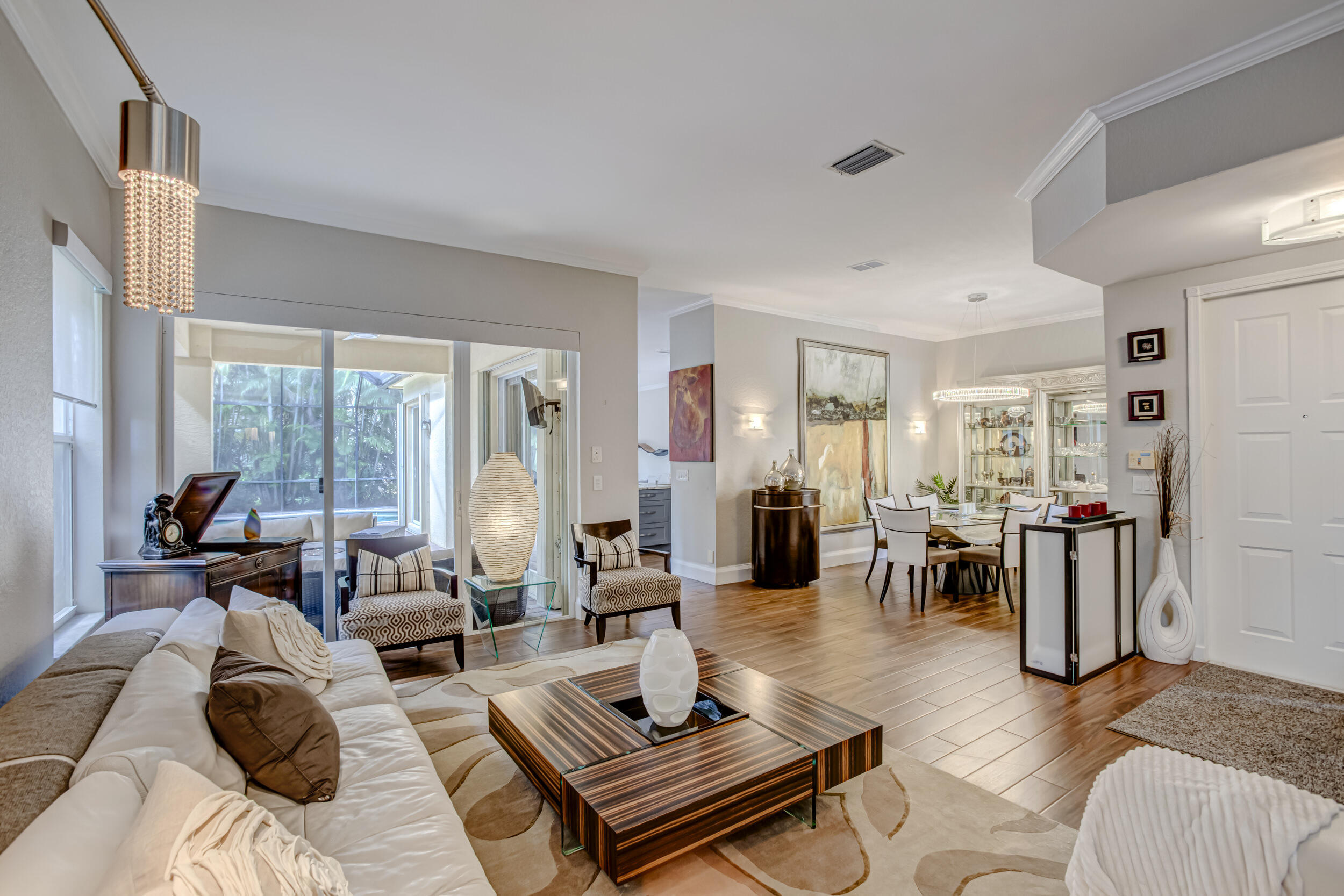251 Isle Verde Way