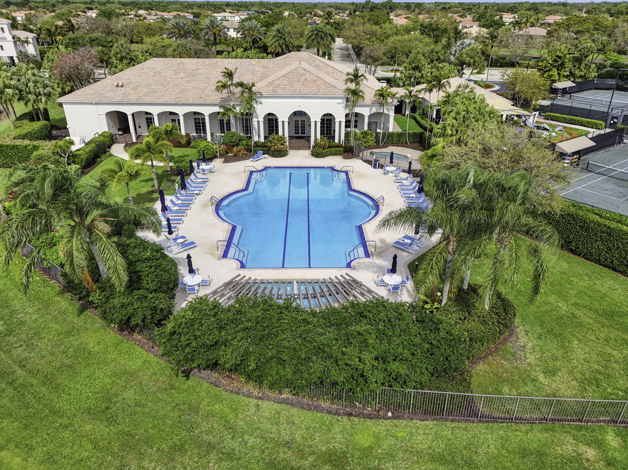 251 Isle Verde Way