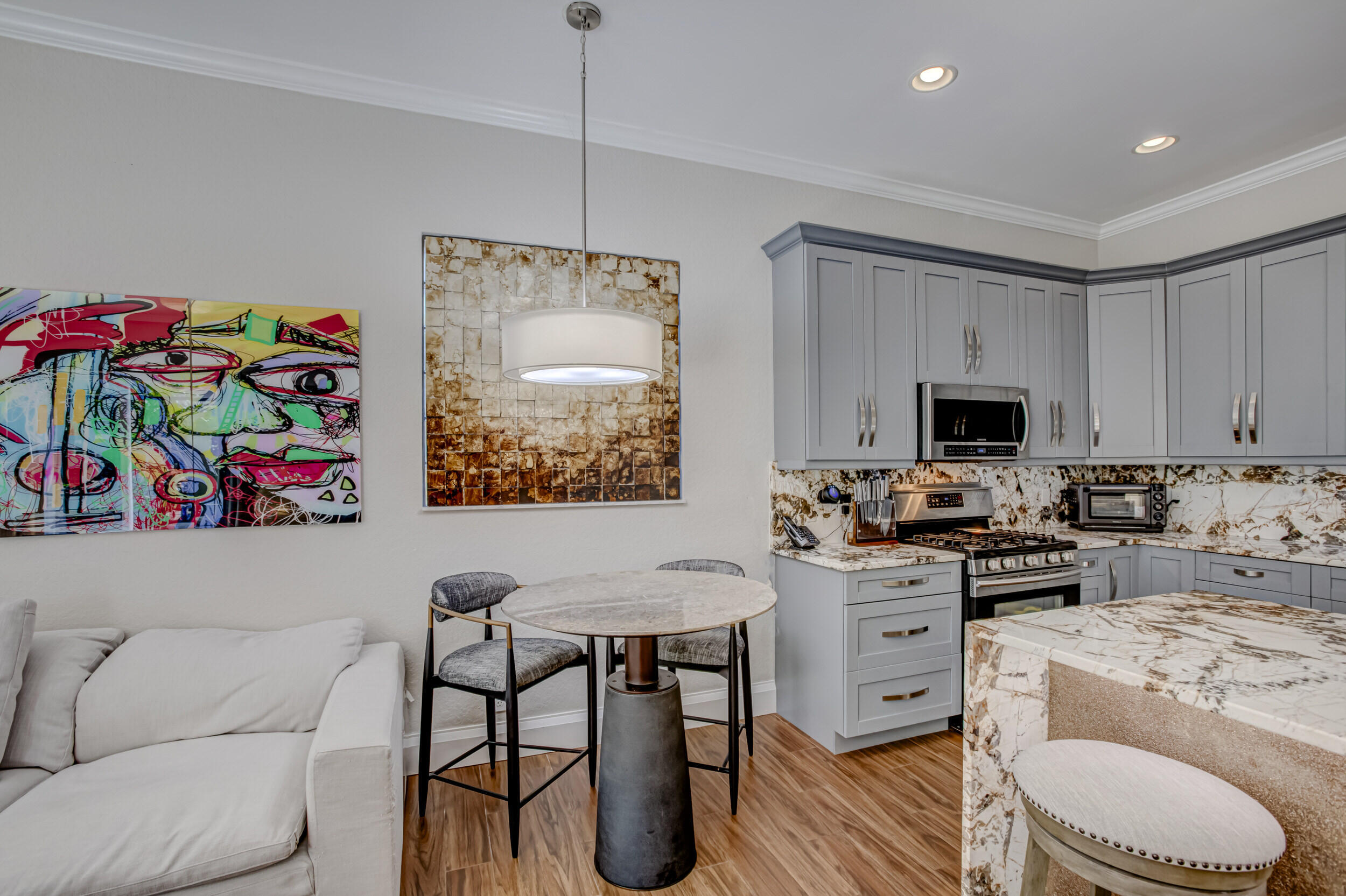 251 Isle Verde Way