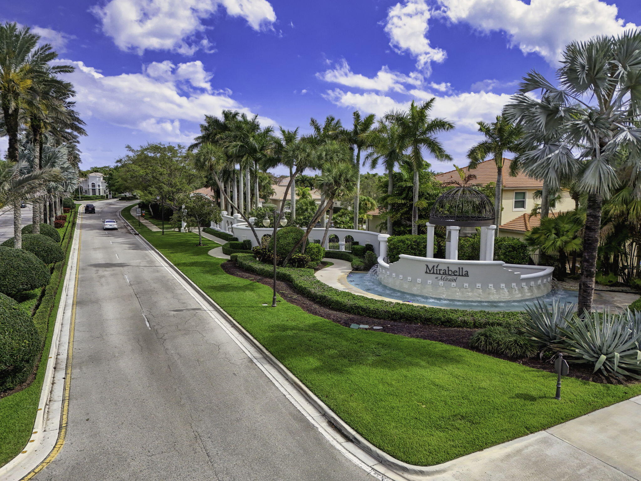 251 Isle Verde Way