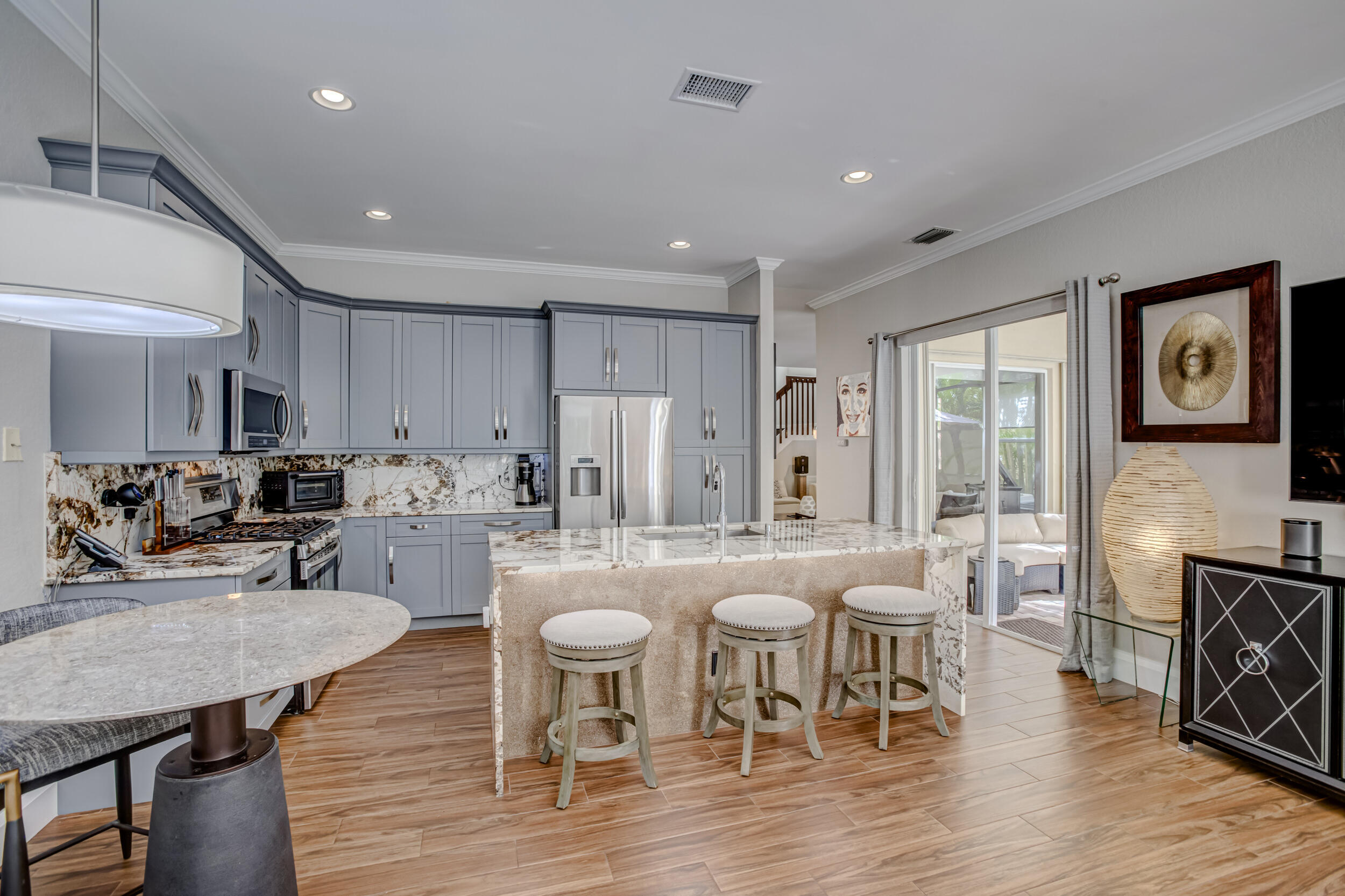 251 Isle Verde Way