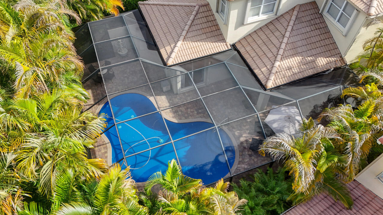 251 Isle Verde Way