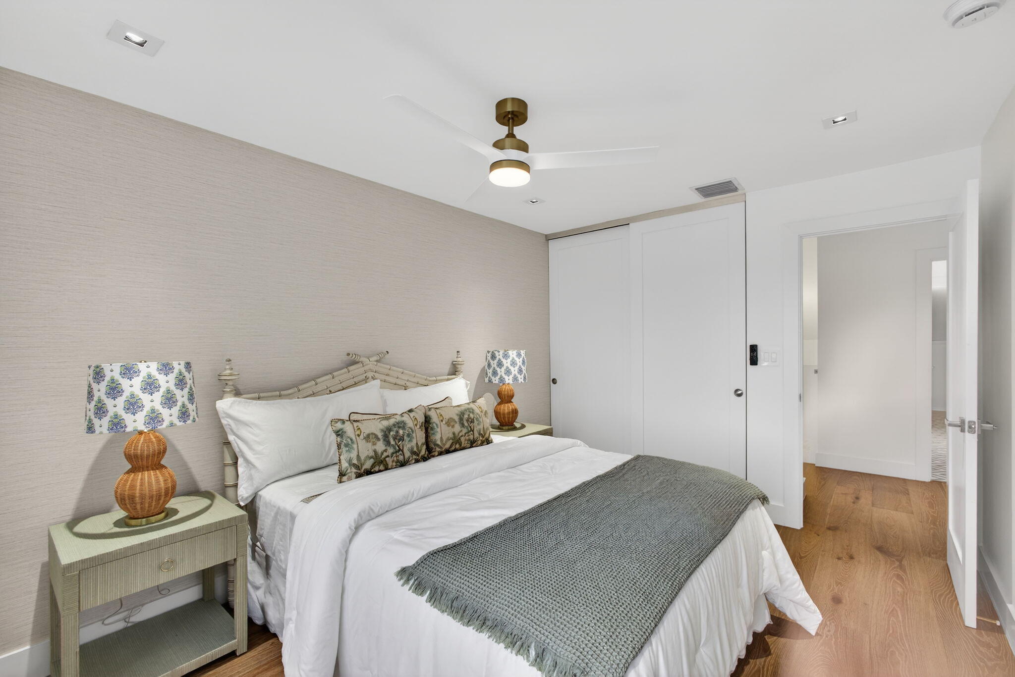 6550 N Ocean Boulevard 1