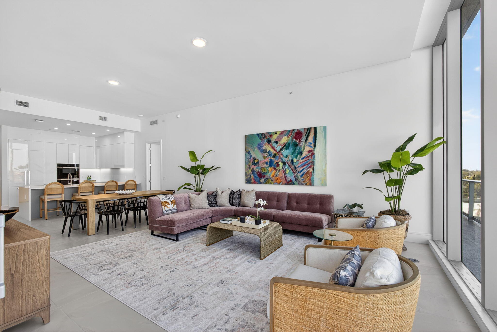 220 Lake Shore Drive 605