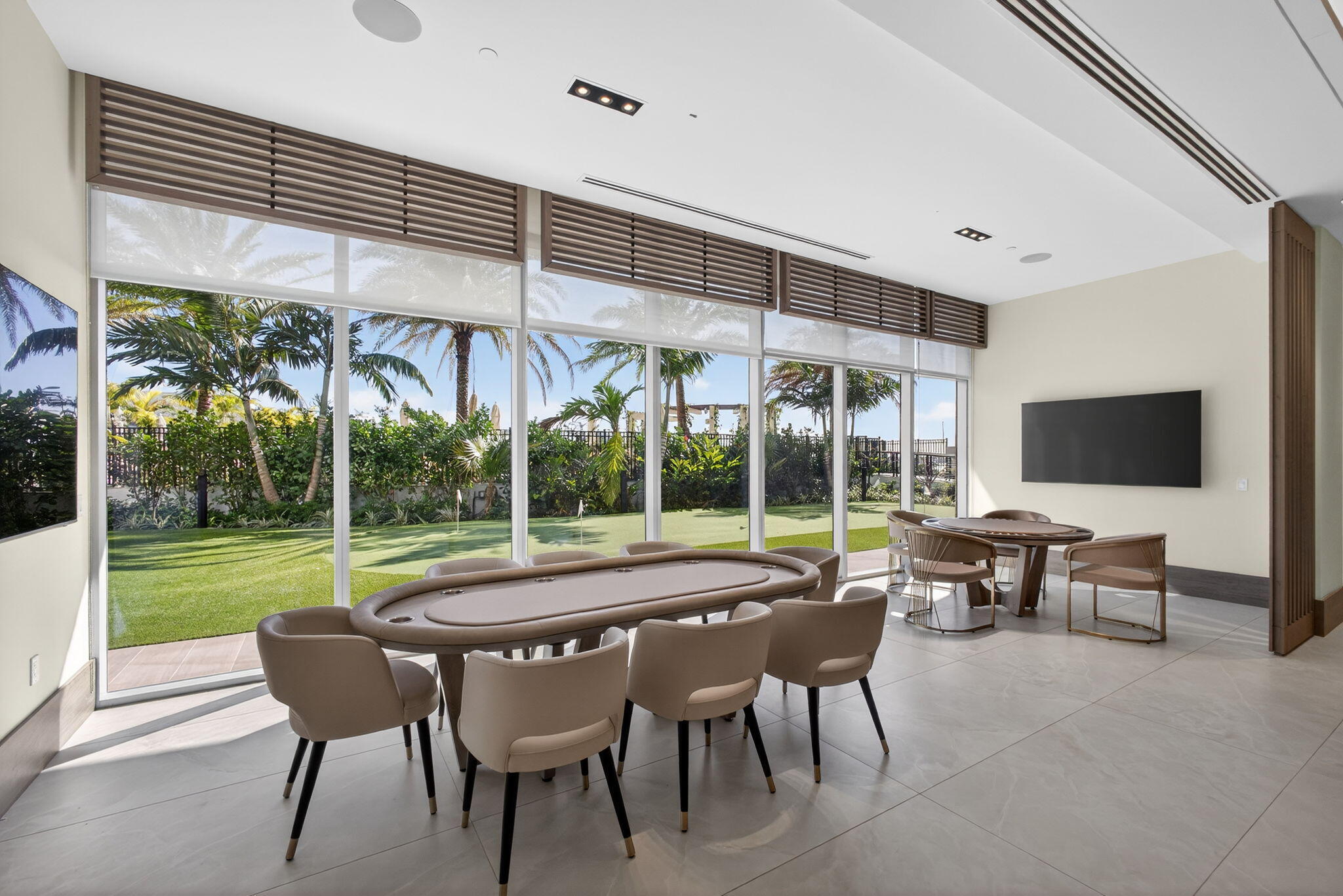 220 Lake Shore Drive 609