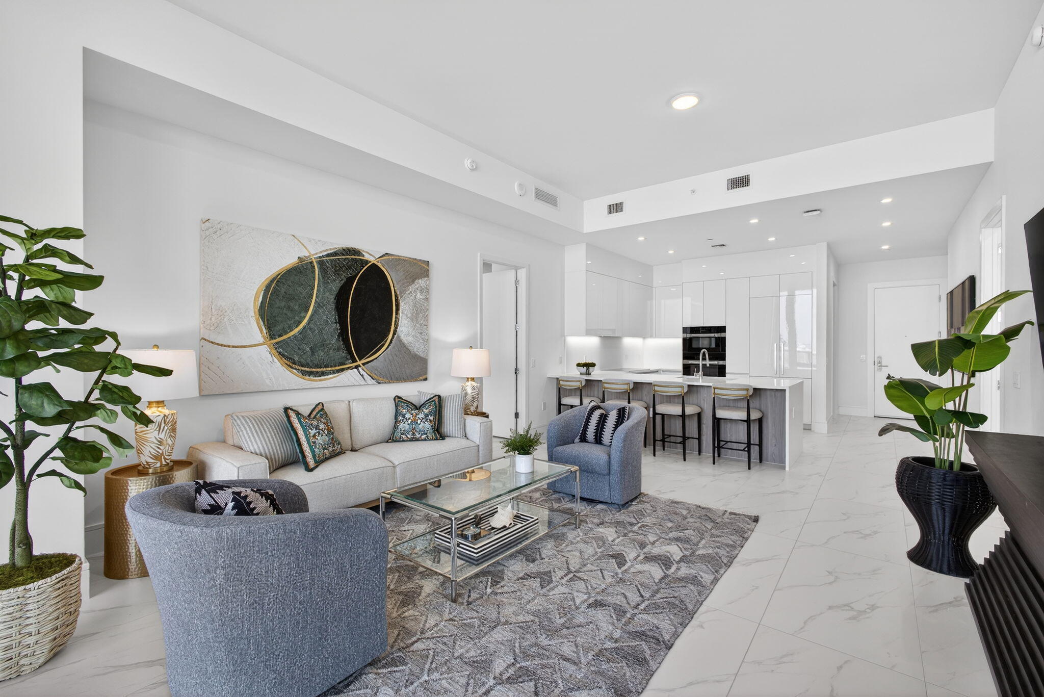 220 Lake Shore Drive 609