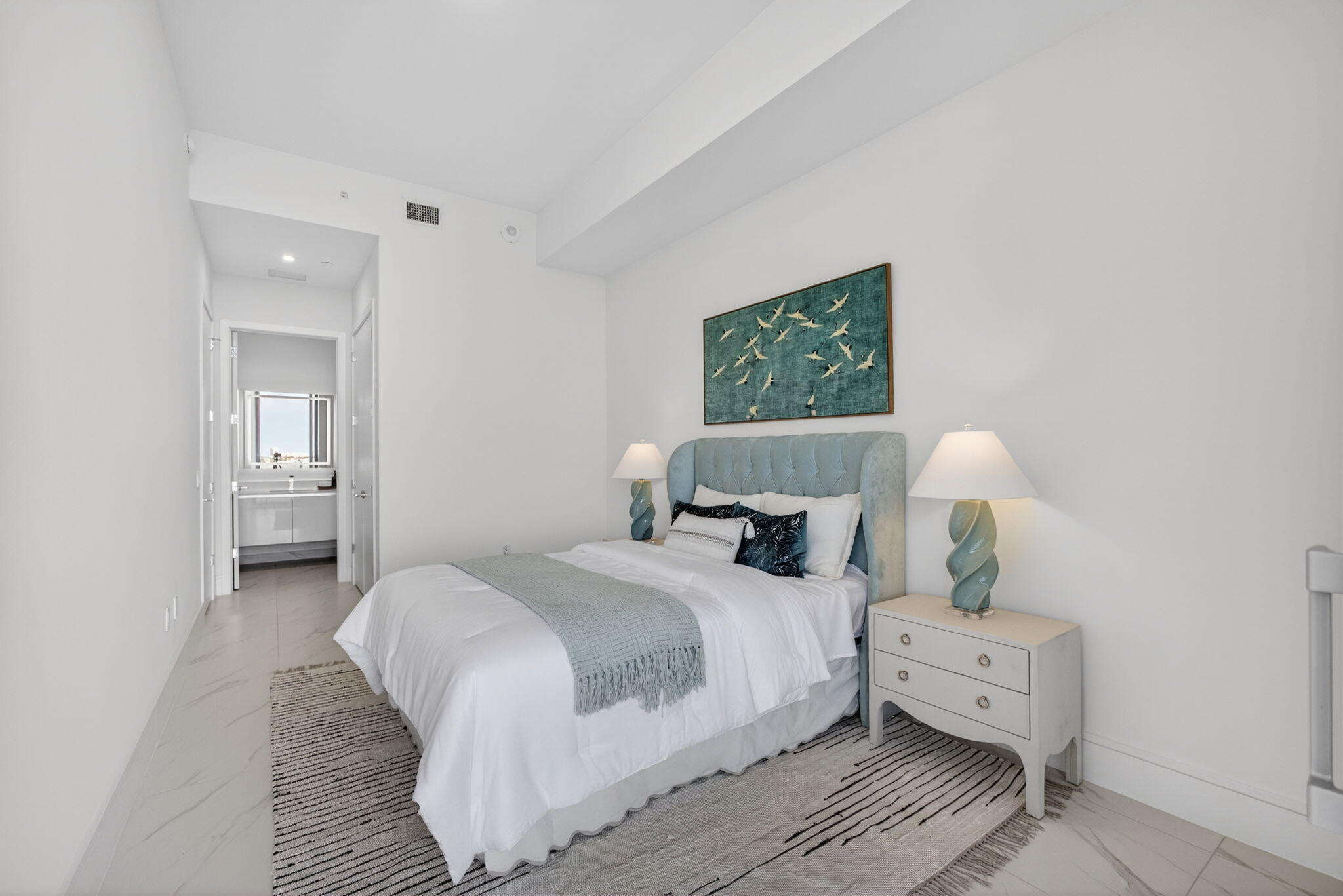 220 Lake Shore Drive 609